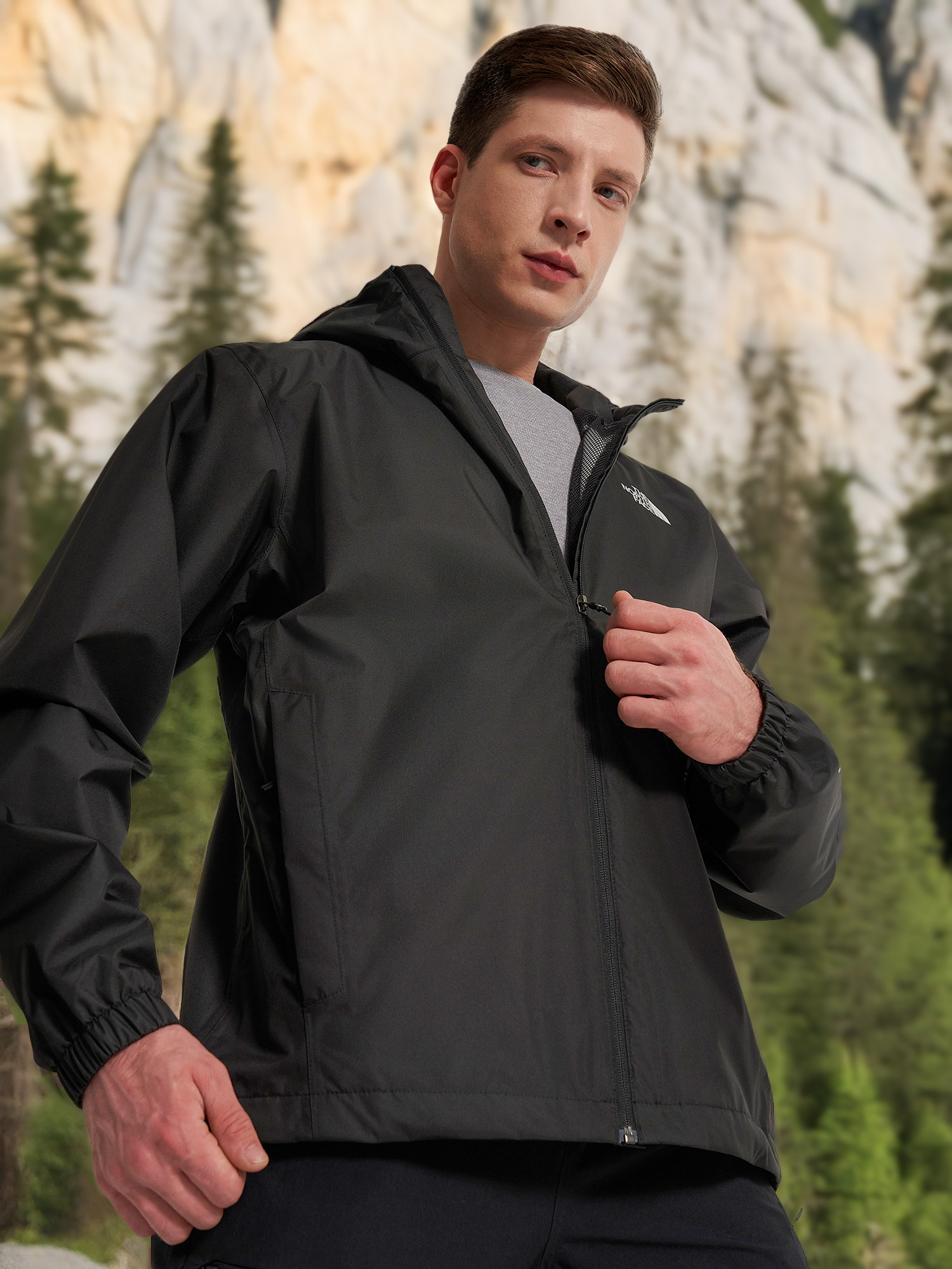 

Куртка мембранная мужская The North Face Quest, Черный