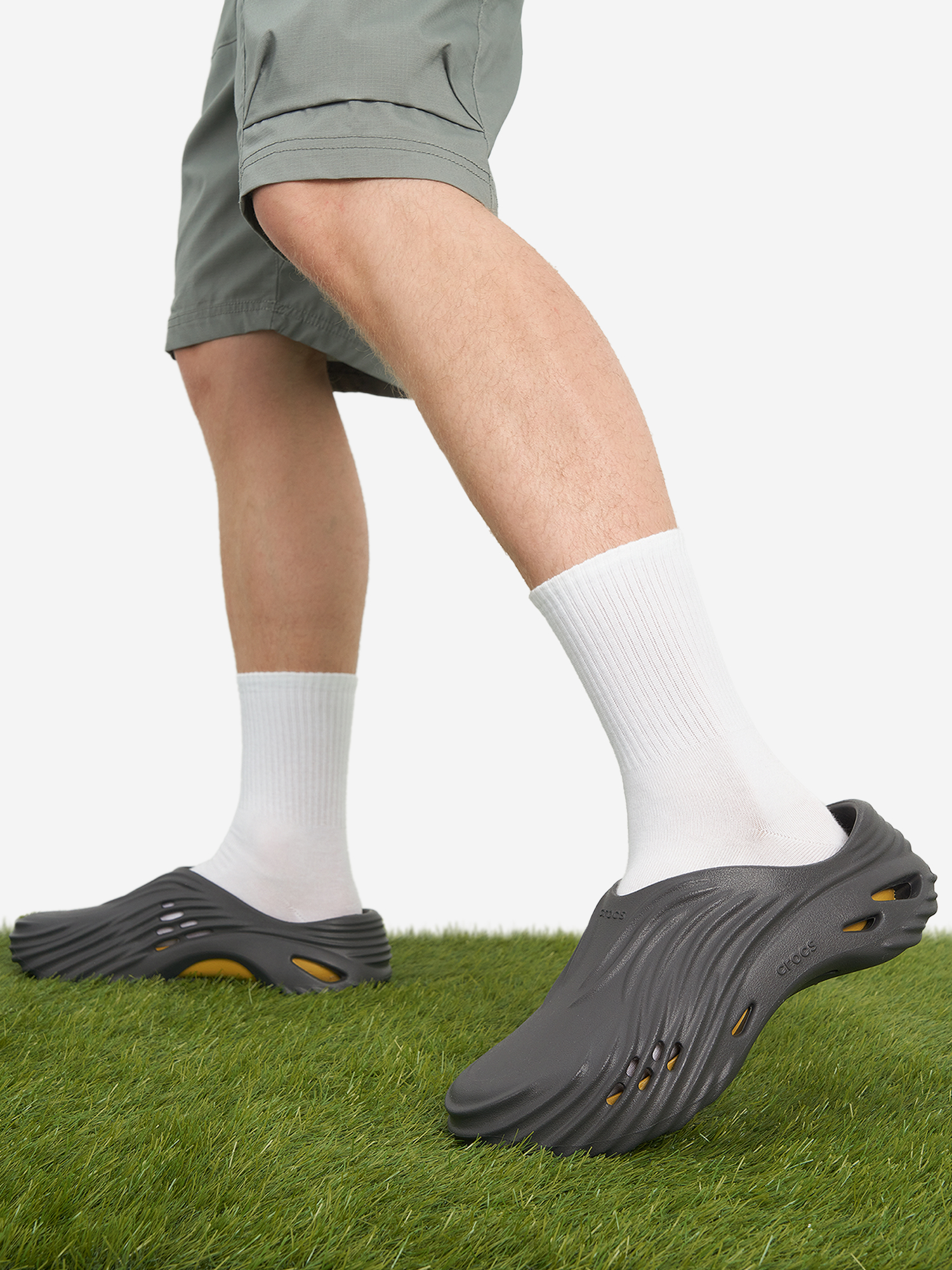 Сабо мужские Crocs Echo Wave Черный 2519₽