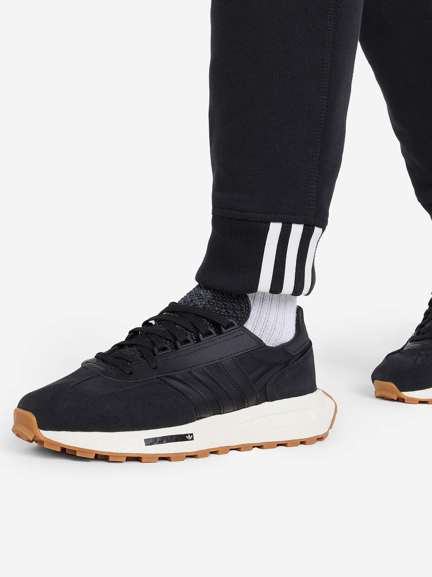 

Кроссовки мужские adidas Retropy E5, Черный