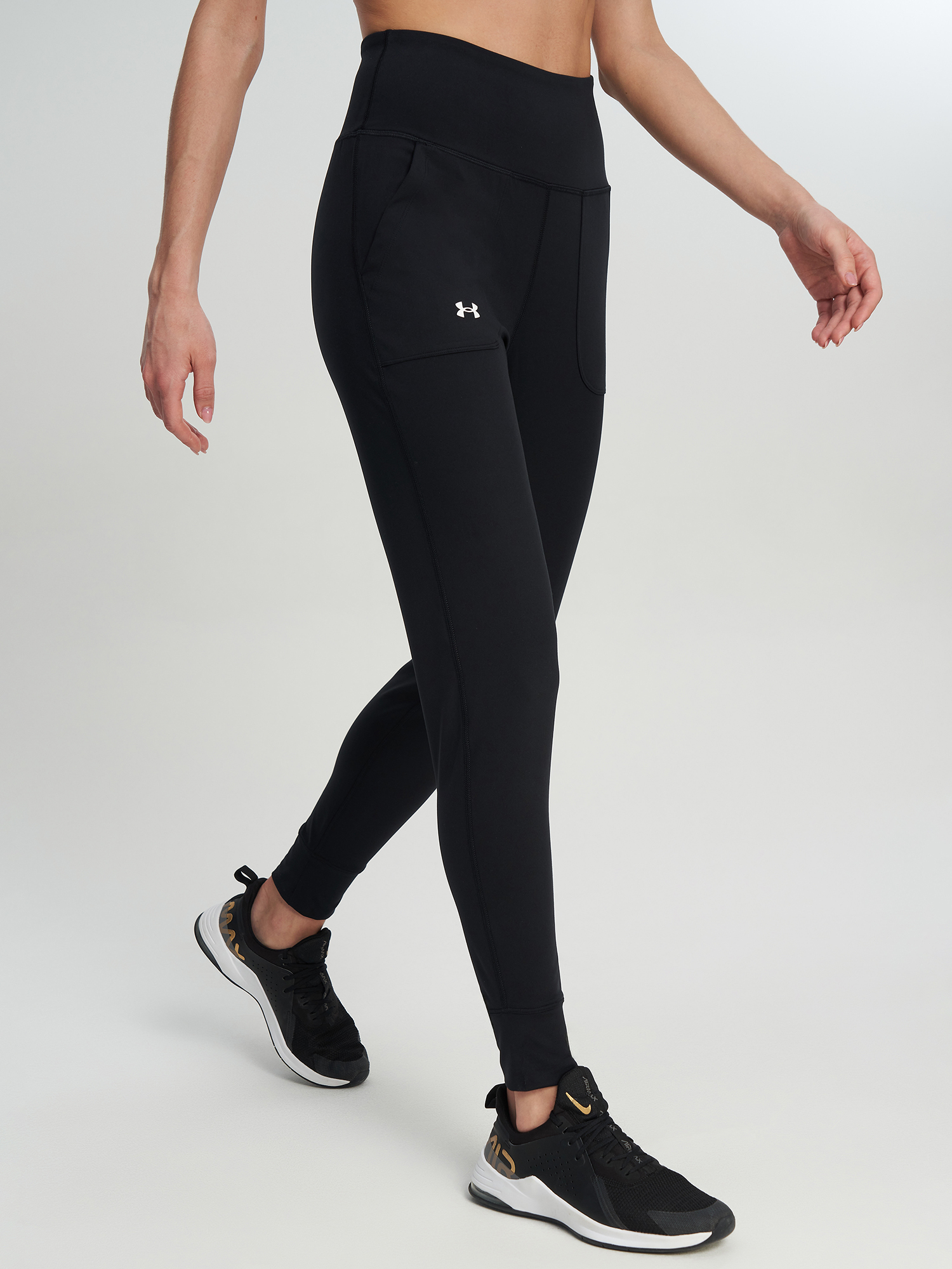 

Брюки женские Under Armour Motion, Черный