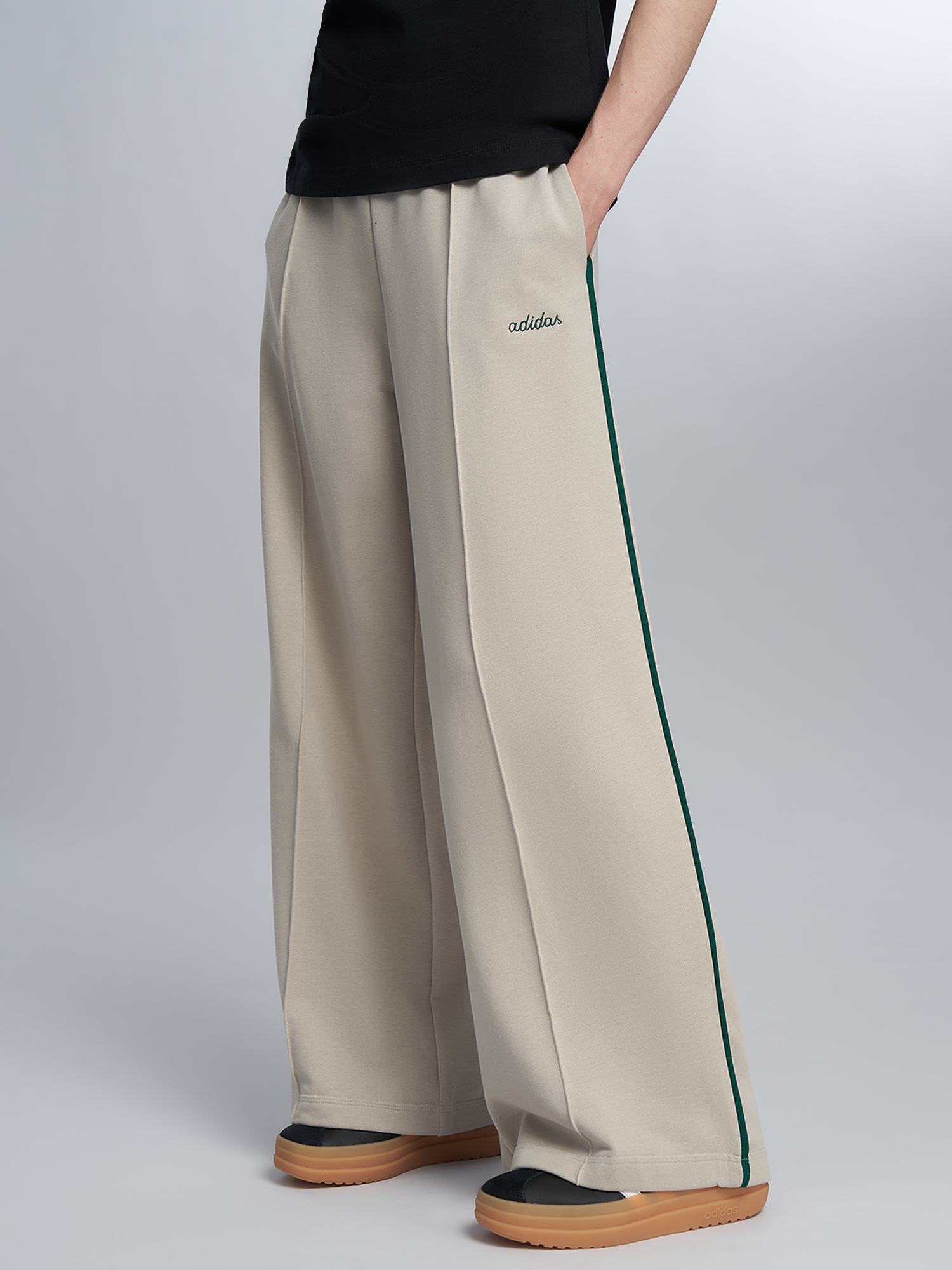 Изображение товара Брюки Adidas Прямой силуэт Лето 55% хлопок, 36% полиэстер, 9% вискоза