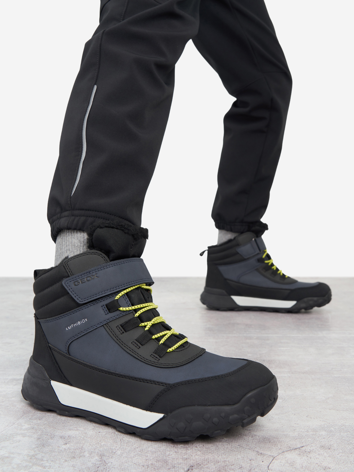 

Ботинки утепленные для мальчиков Geox Trekkyup, Синий