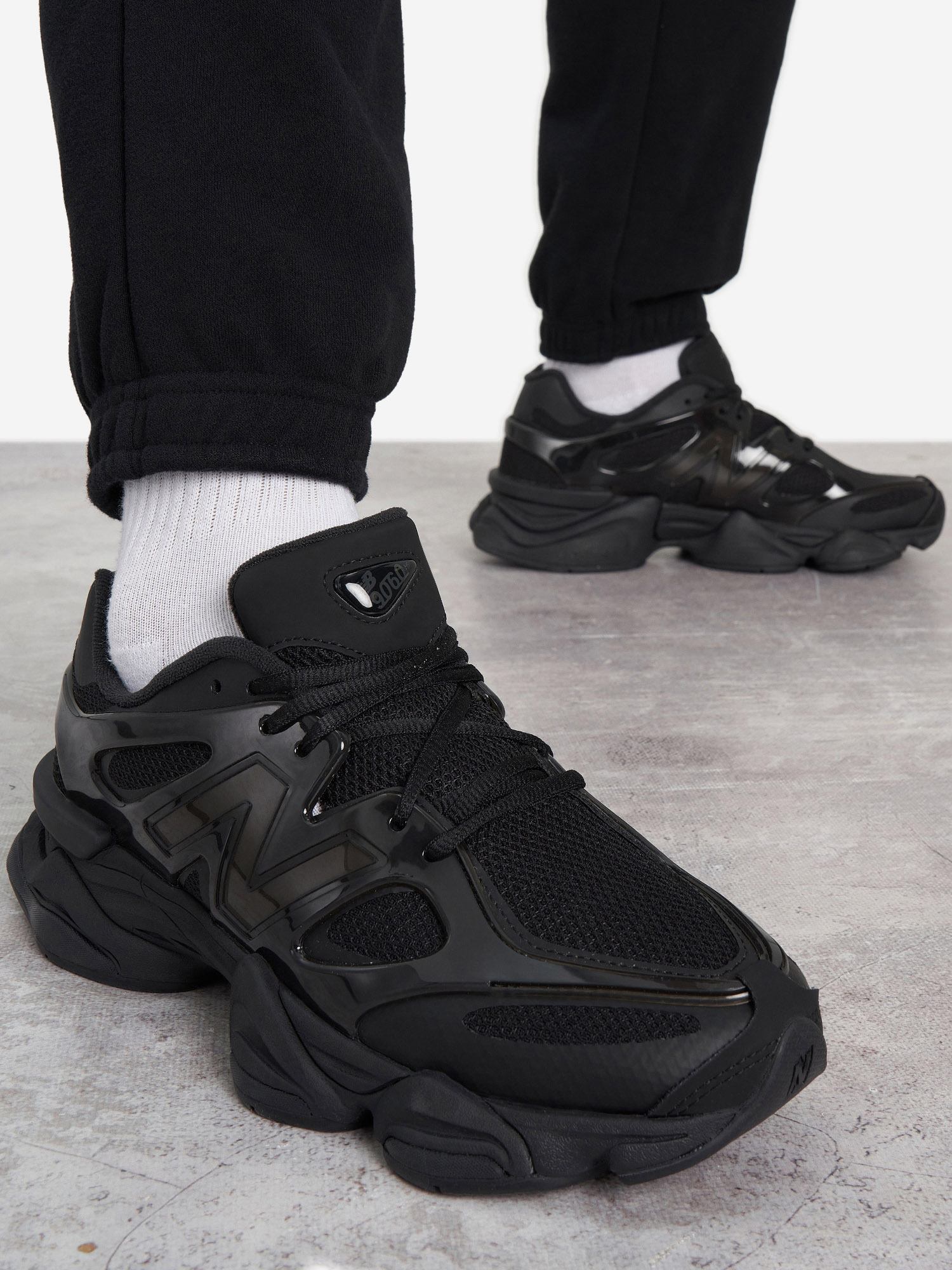 

Кроссовки мужские New Balance 9060, Черный