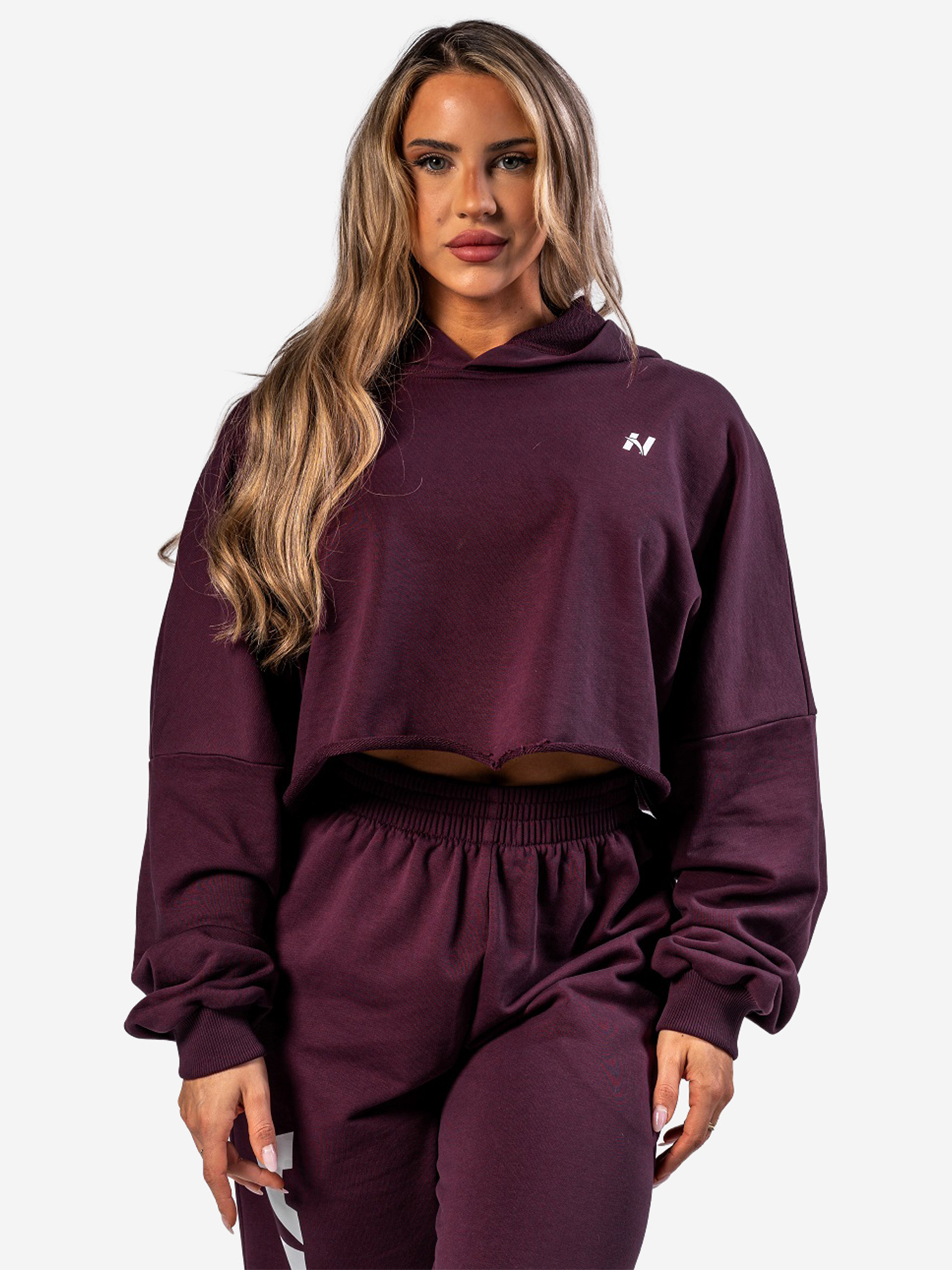 Изображение товара Женская толстовка Nebbia Oversized Hoodie OWN YOUR POWER 433 стильная и комфортная
