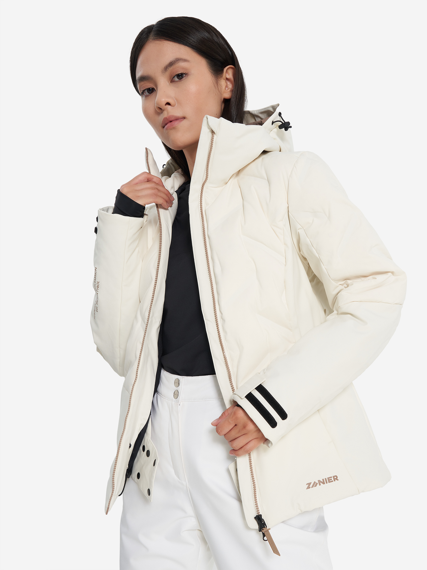 Пуховик женский Zanier Бежевый 15999₽