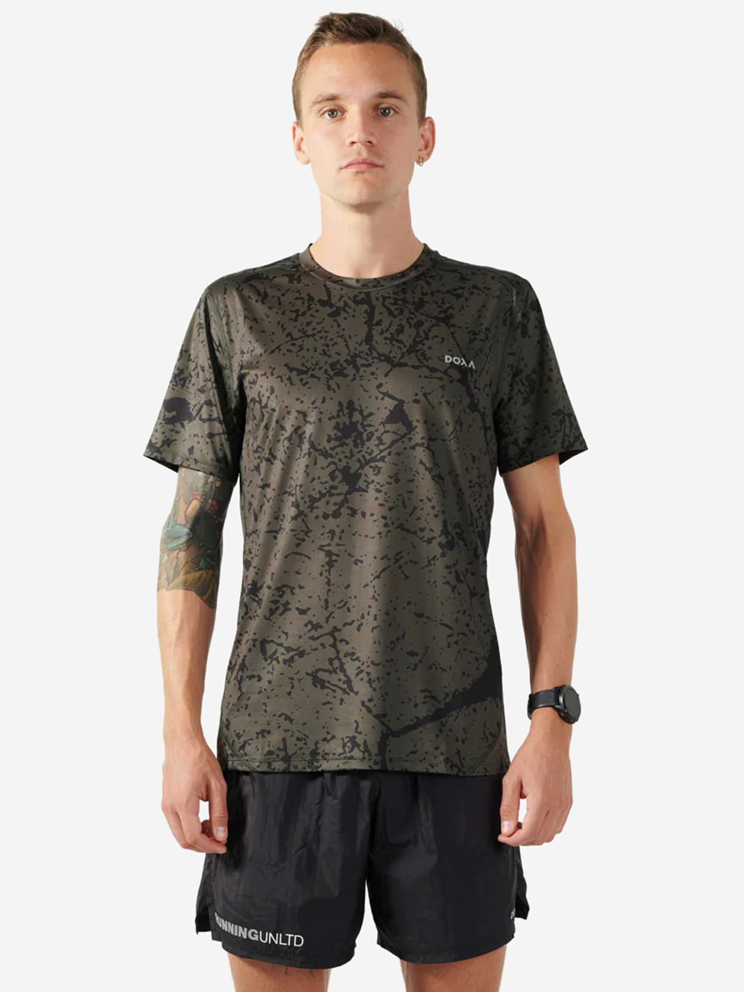 

Футболка для мужчин Doxa Run Tee Map, Зеленый
