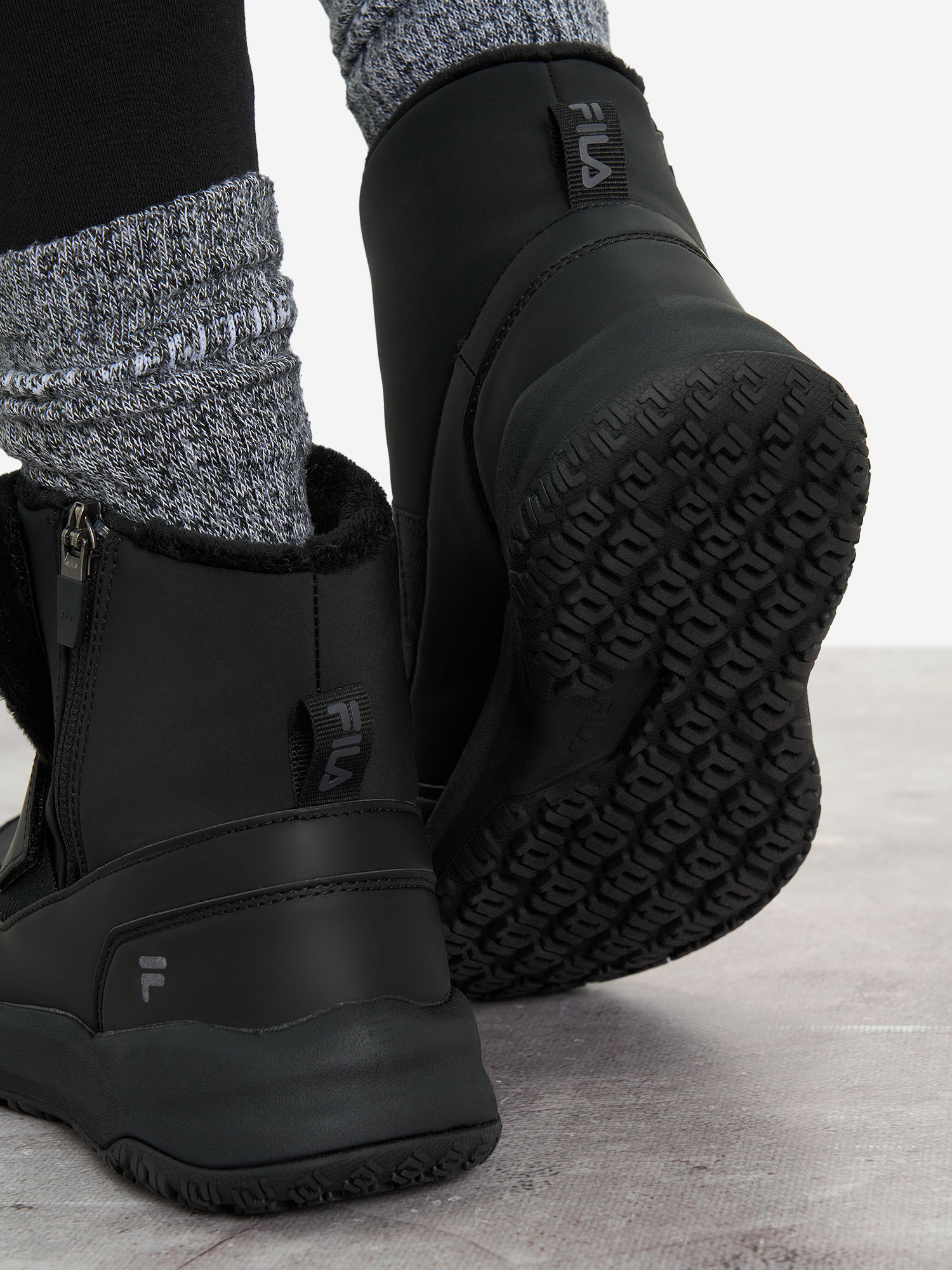 фото Кроссовки утепленные для девочек fila tornado mid, черный