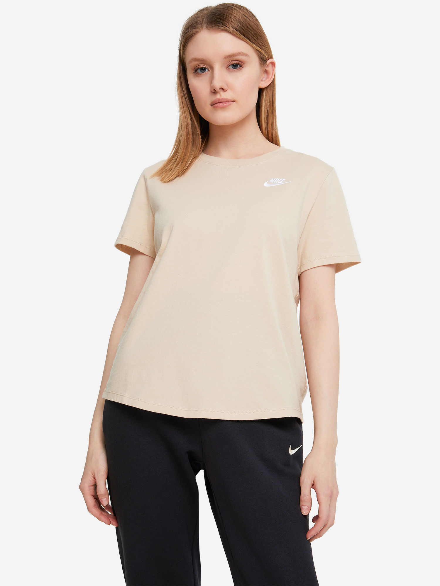 Футболка женская Nike Club Essentials, Бежевый футболка женская nike club essentials белый