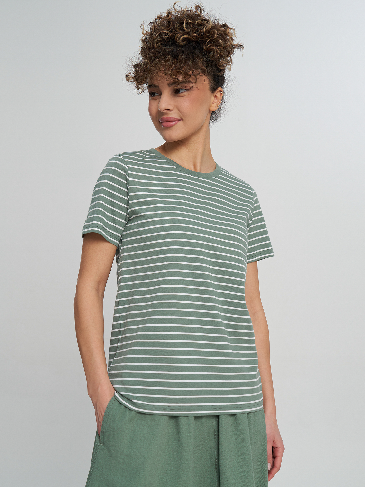 

Футболка женская Outventure, Зеленый