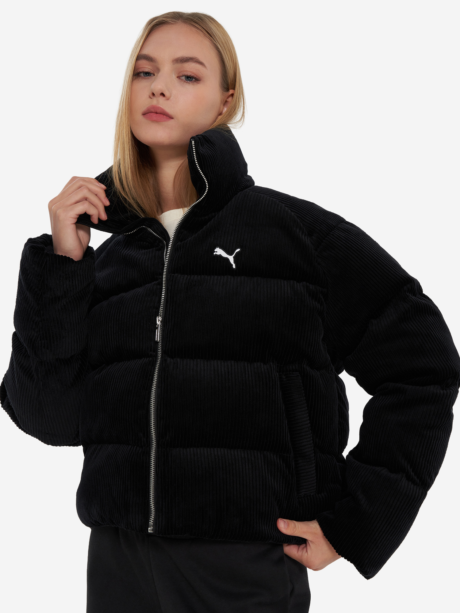 Пуховик женский PUMA Wardrobe Ess Corduroy Черный 21999₽