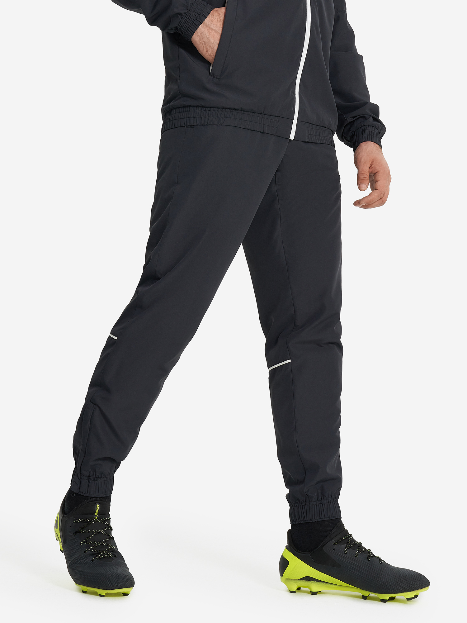 Изображение товара Мужские спортивные брюки Demix для футбола из влагоотводящей ткани