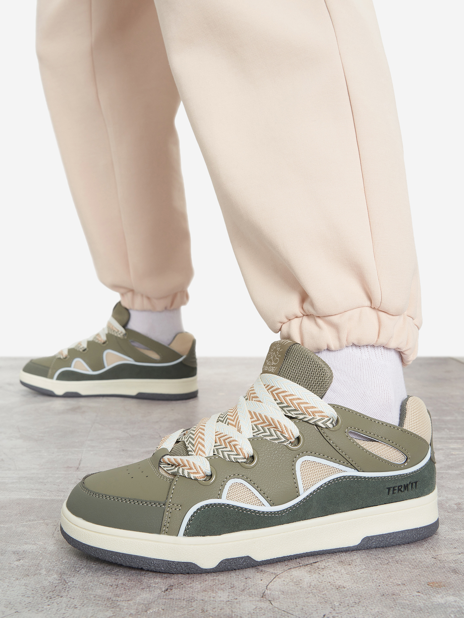 Изображение товара Женские кеды Termit Ollie из натуральной замши для скейтбординга летом