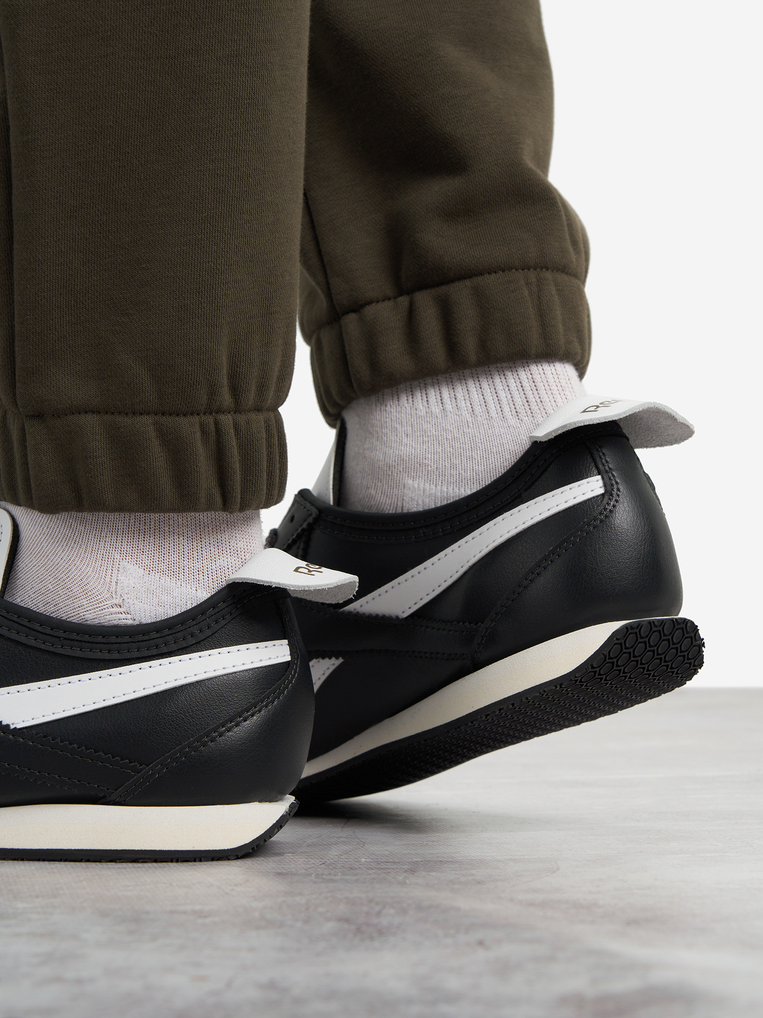 фото Кроссовки мужские reebok r400, черный