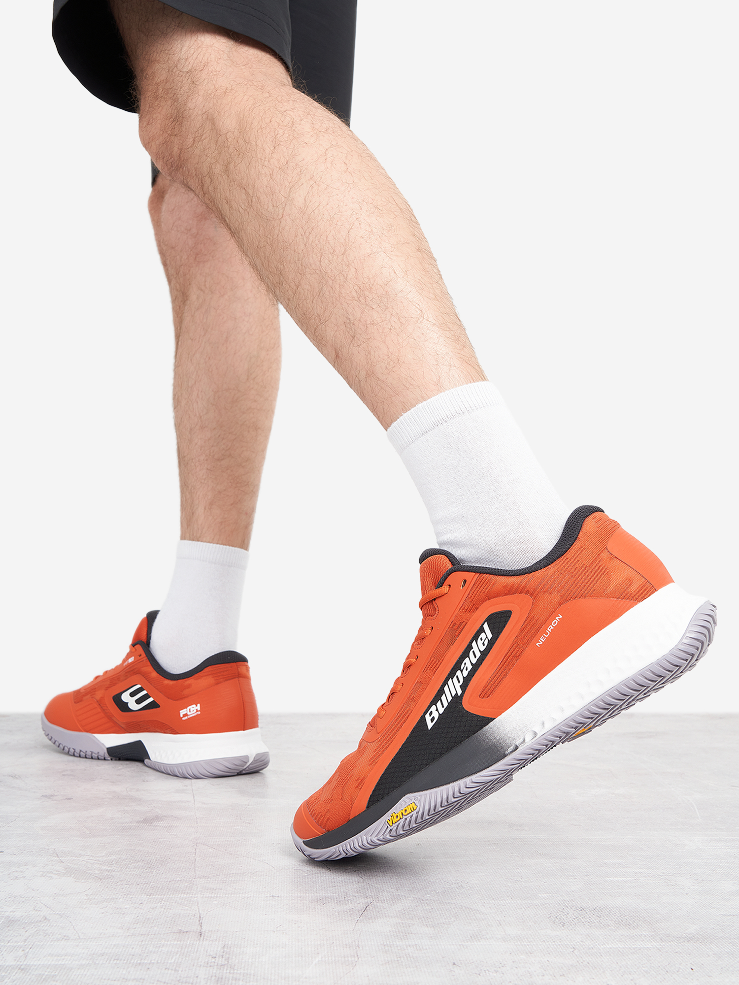 

Кроссовки мужские Bullpadel Neuron Vibram 25 V, Коричневый