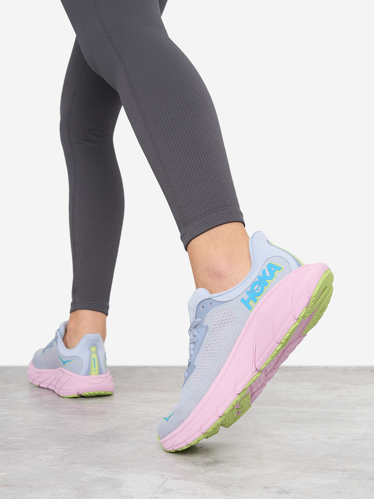 

Кроссовки женские Hoka One One Arahi 7, Голубой