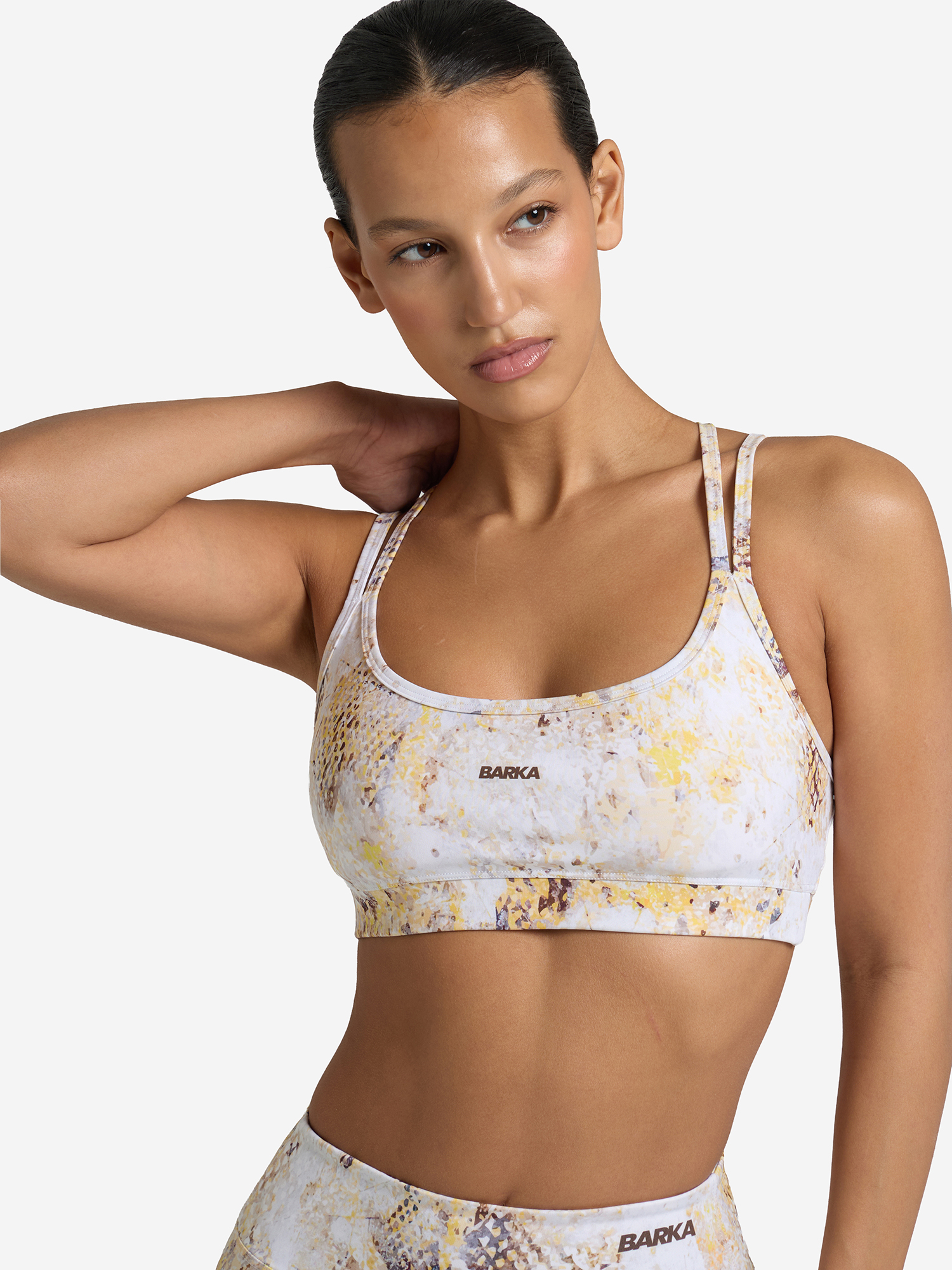 Изображение товара Женский спортивный бра BARKA, облегающий, съемные чашки, поддержка