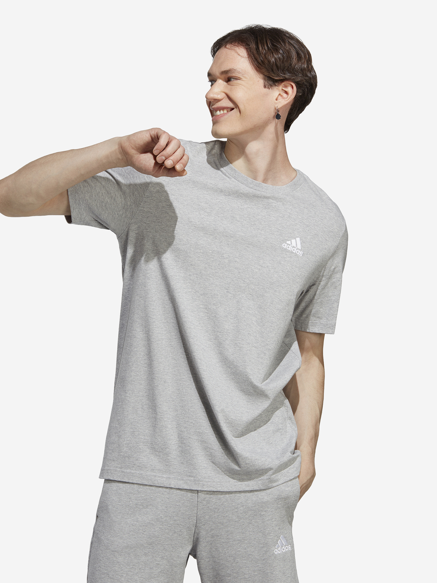 

Футболка мужская adidas, Серый