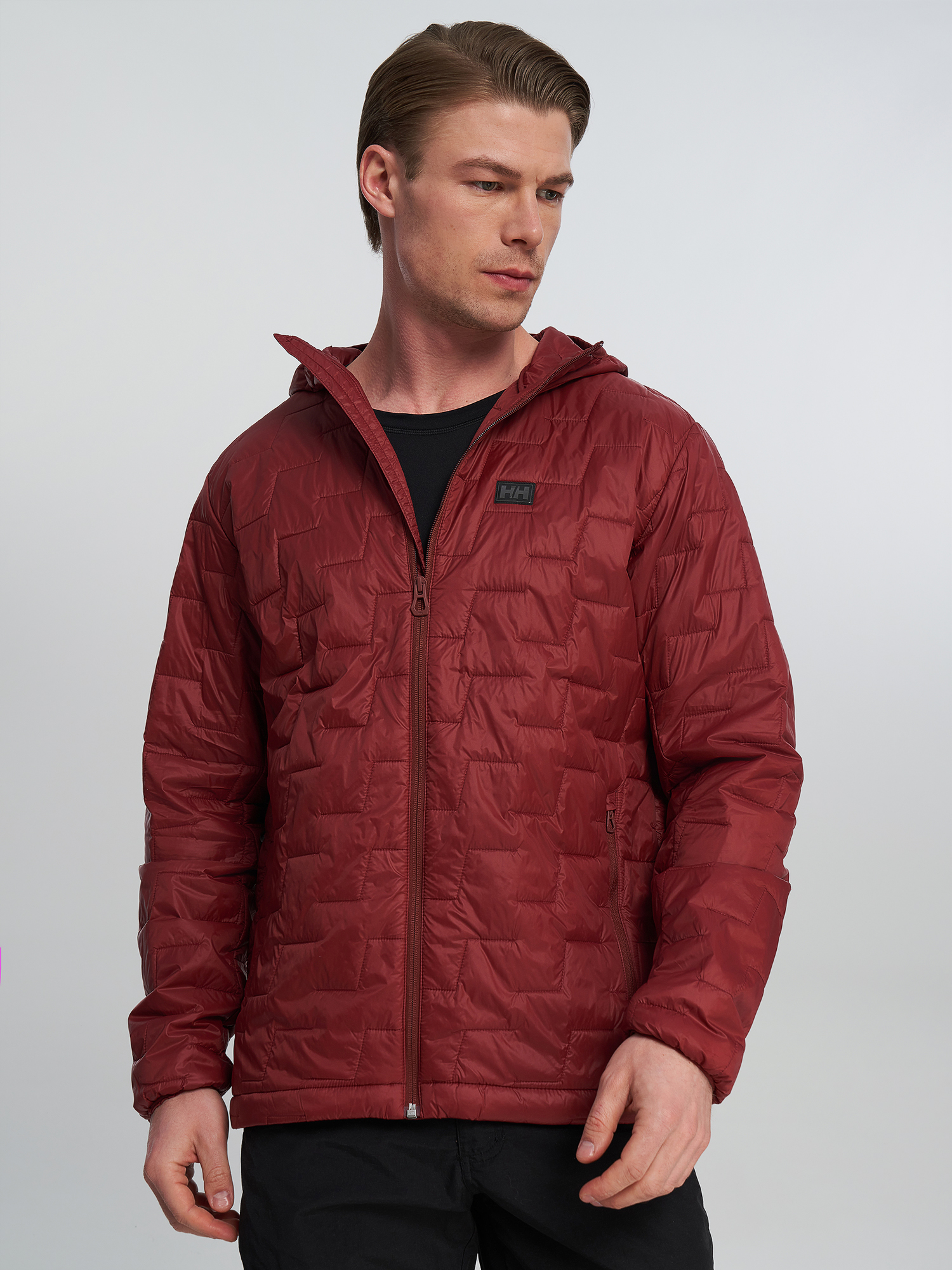 Изображение товара Мужская утепленная куртка Helly Hansen Lifaloft для походов и зимы Изображение товара Мужская утепленная куртка Helly Hansen Lifaloft для походов и зимы