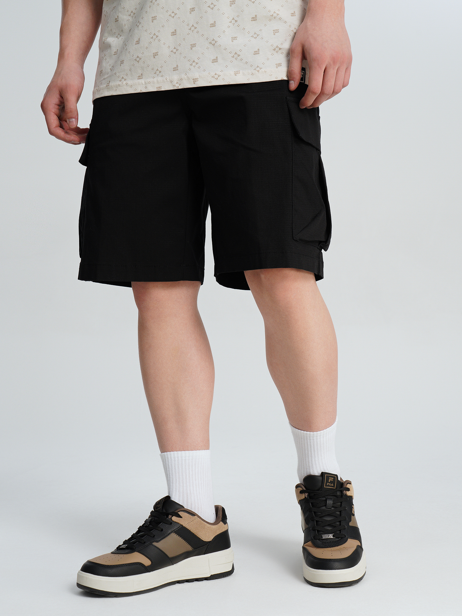 Изображение товара FILA мужские шорты черные, спортивные, средняя длина, 6 карманов
