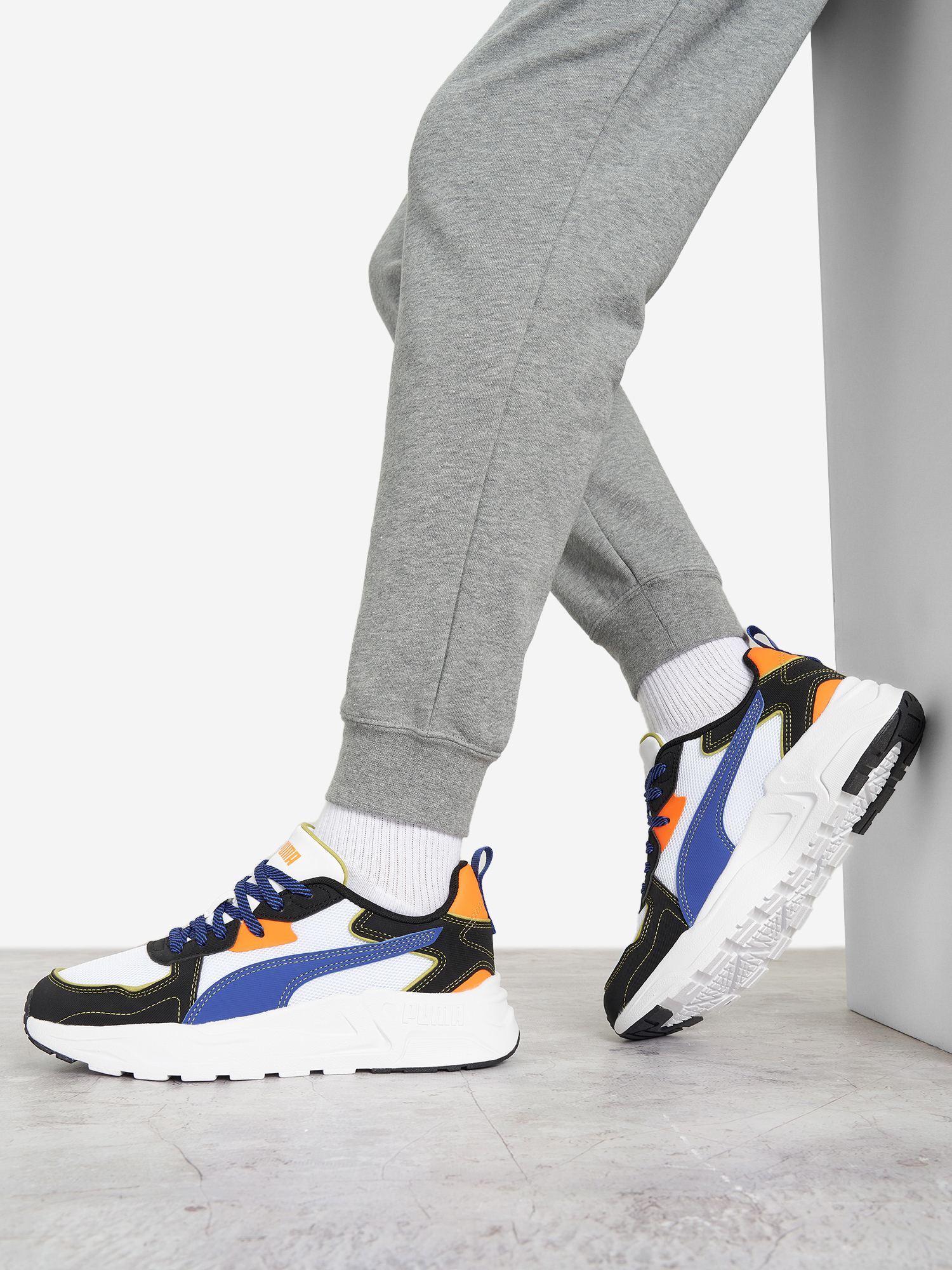 Кроссовки для мальчиков PUMA Trinity Lite Starblitz Jr, Черный