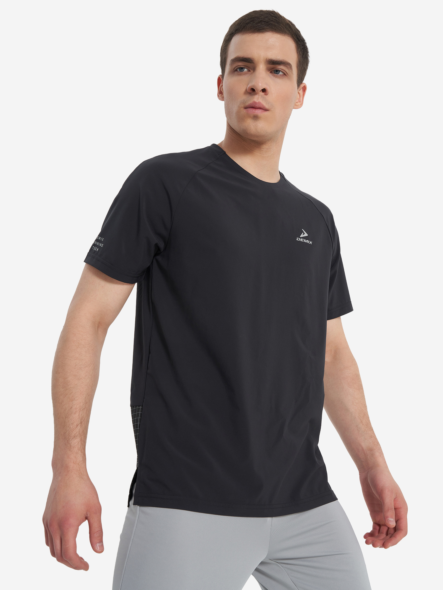 Изображение товара Мужская спортивная футболка Demix для бега и активного отдыха