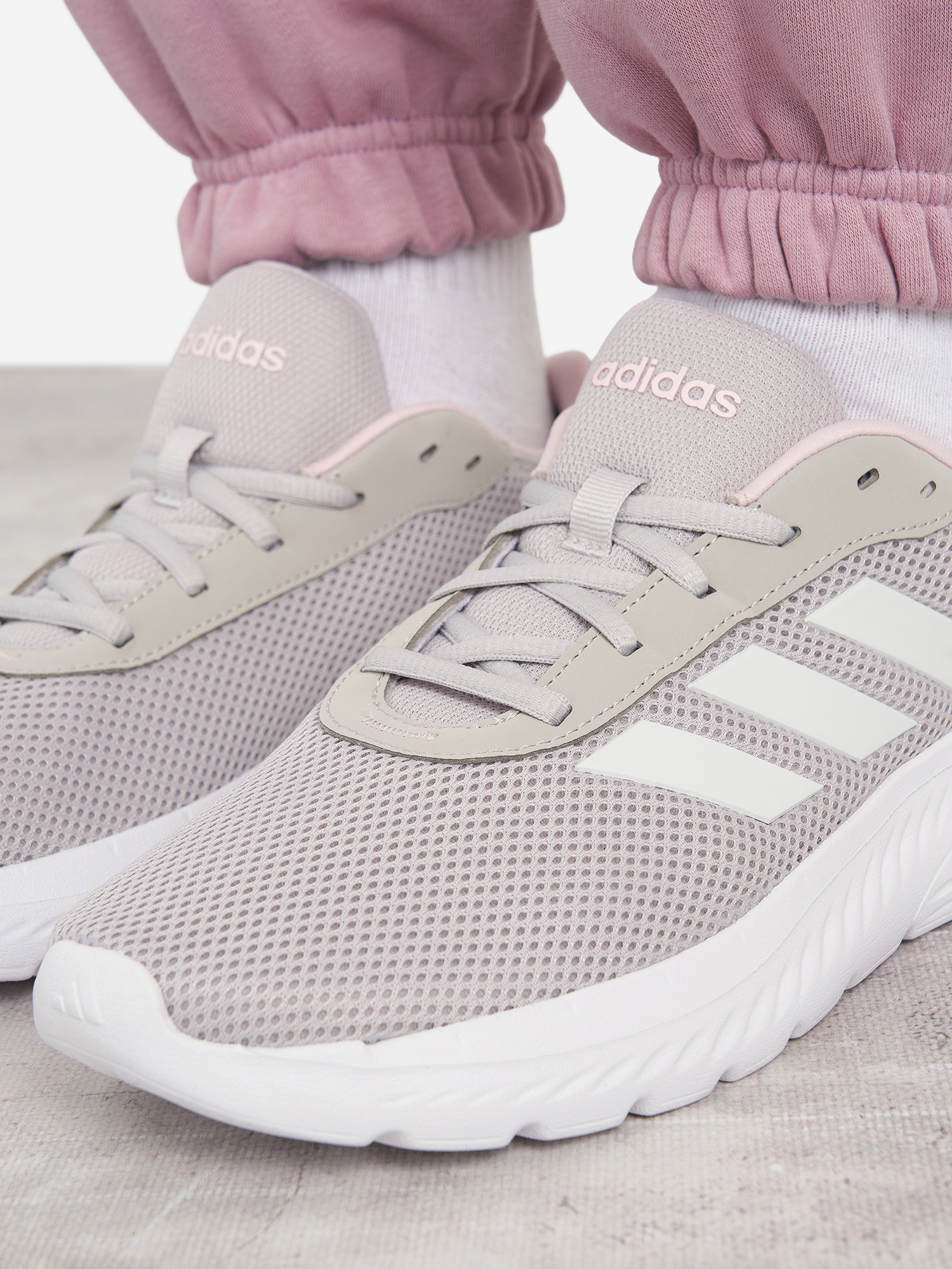 фото Кроссовки женские adidas cloudfoam comfy, серый