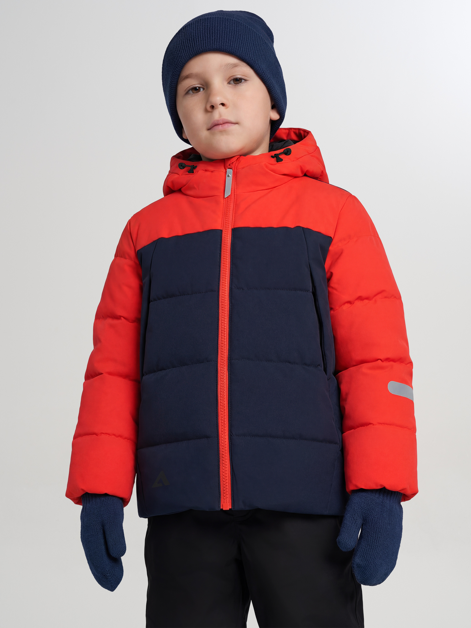 Изображение товара Зимний пуховик для мальчиков Oldos AWA25JKB117O1K-BLUE-RED Изображение товара Зимний пуховик для мальчиков Oldos AWA25JKB117O1K-BLUE-RED