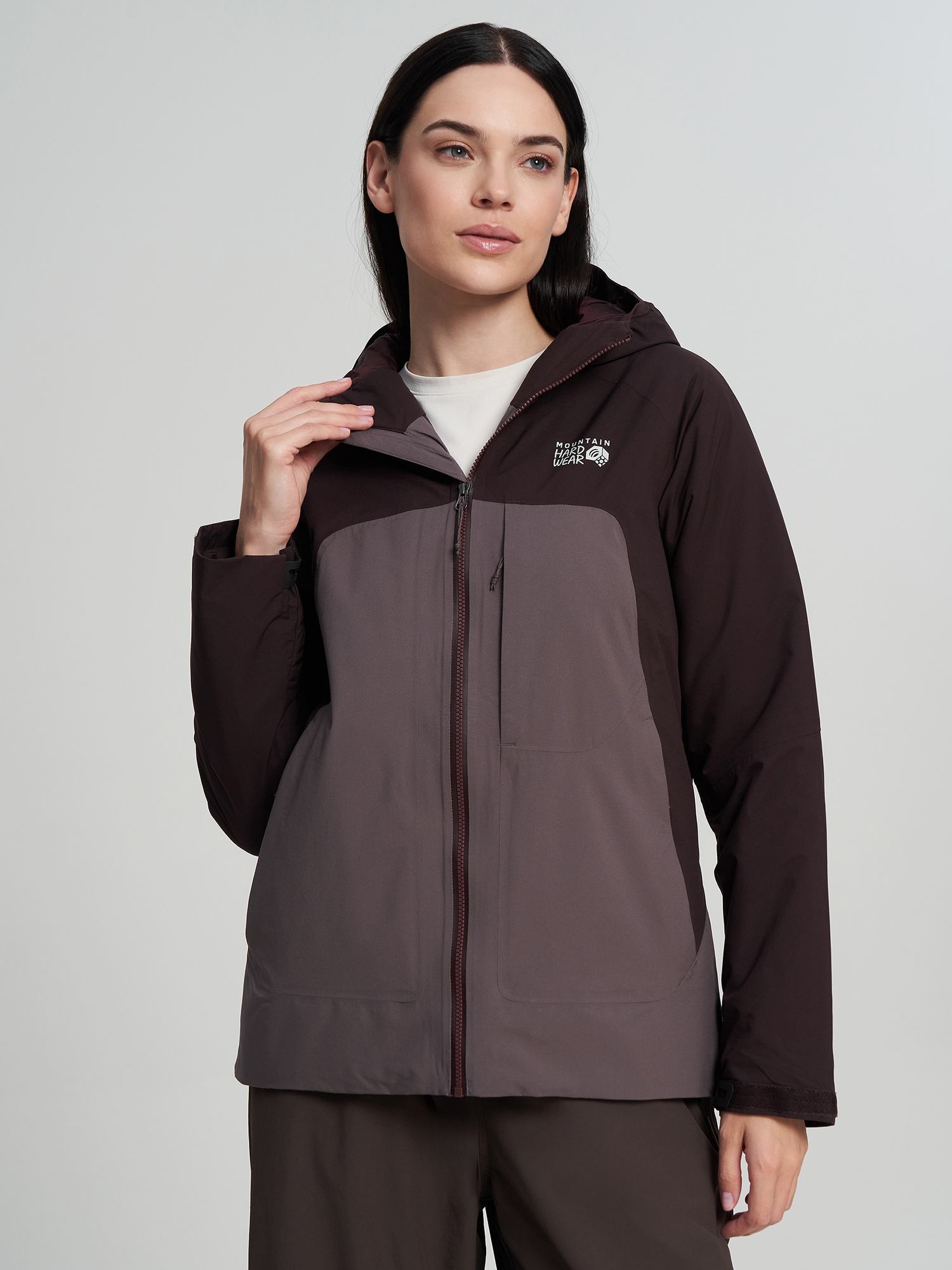 Изображение товара Куртка утепленная мембранная женская Mountain Hardwear Stretch Ozonic Insulated Jacket Изображение товара Куртка утепленная мембранная женская Mountain Hardwear Stretch Ozonic Insulated Jacket