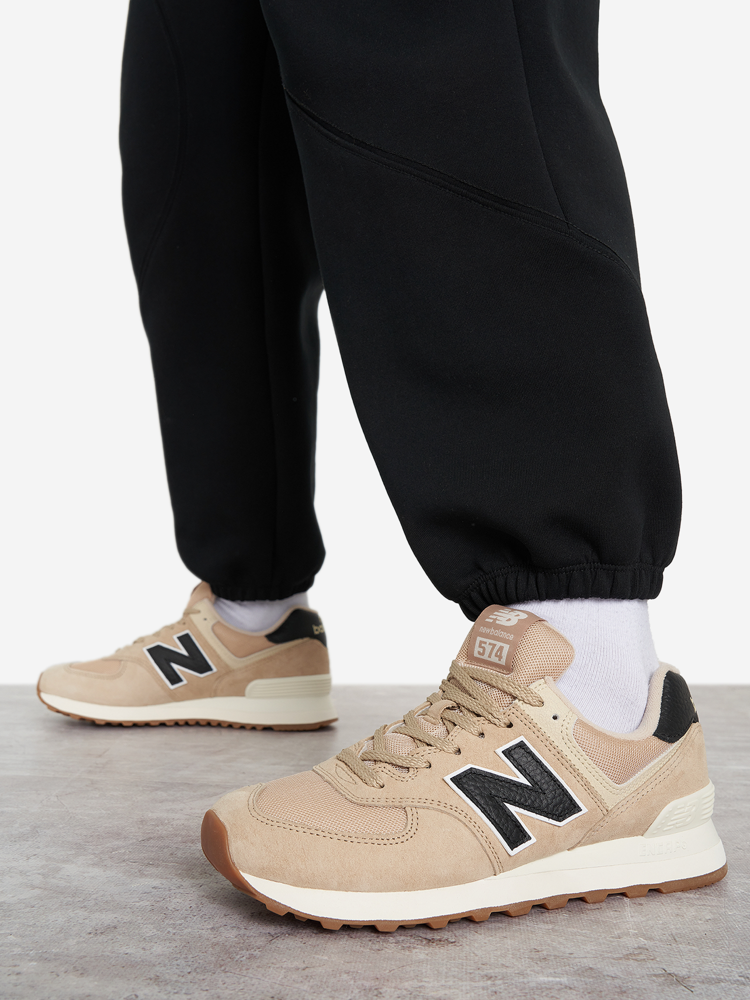 

Кроссовки женские New Balance 574, Бежевый