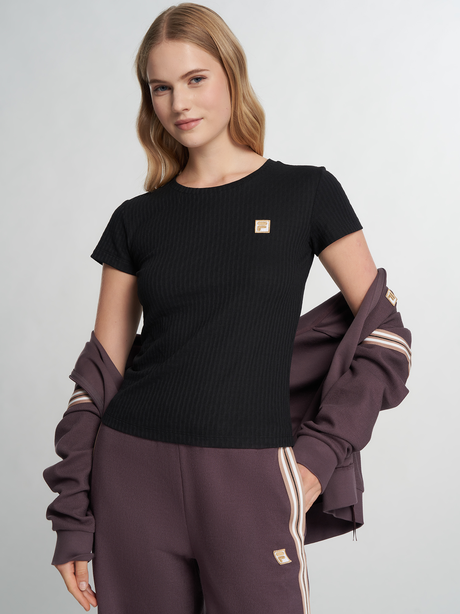 Изображение товара Футболка женская FILA, Черный Изображение товара Футболка женская FILA, Черный