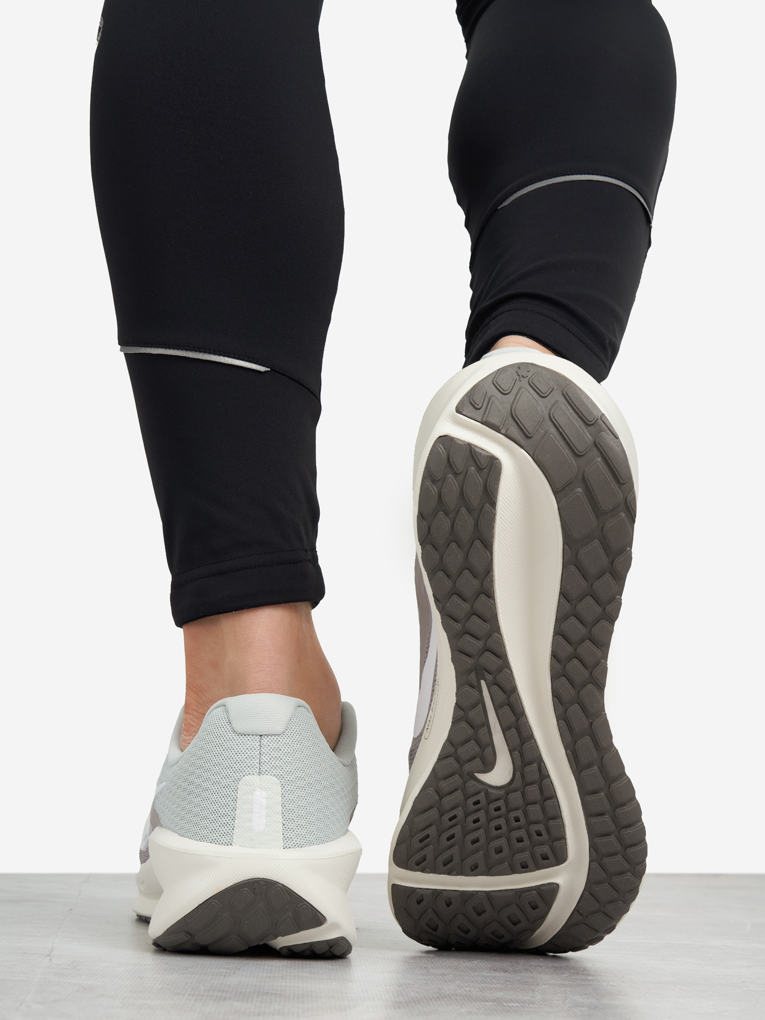 фото Кроссовки мужские nike downshifter 13, серый