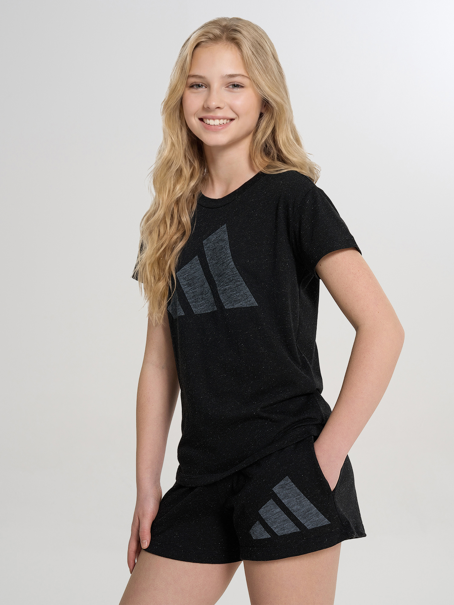 

Футболка для девочек Adidas, Черный