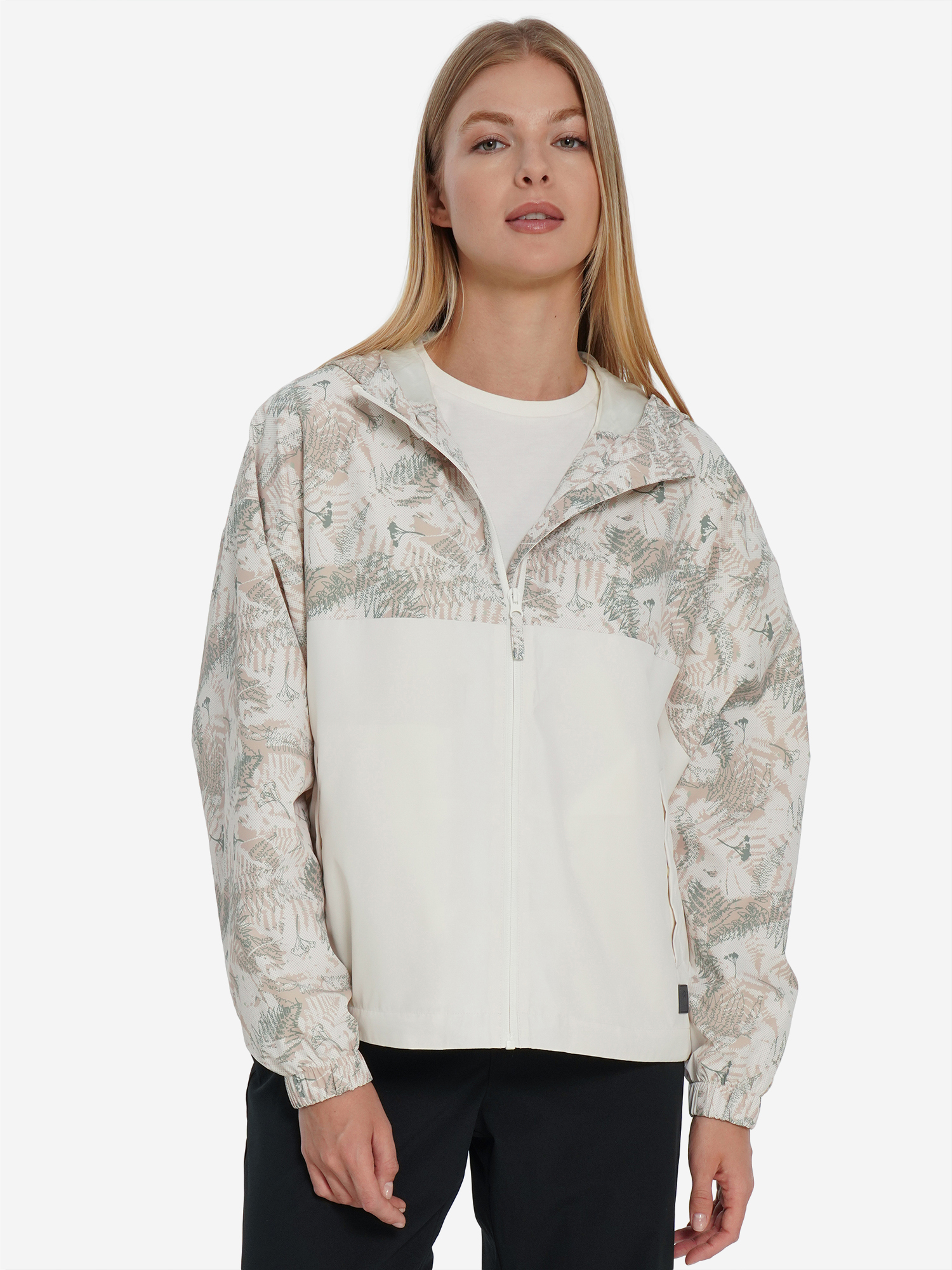 Изображение товара Женская ветровка Outventure для активного отдыха