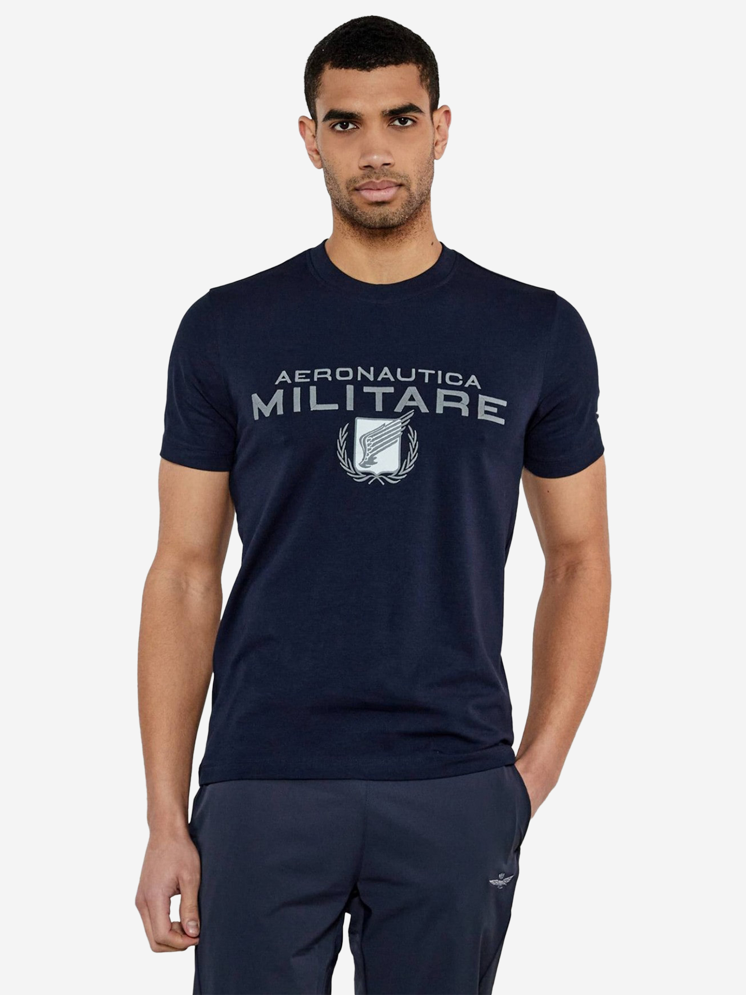 Изображение товара Мужская футболка AERONAUTICA MILITARE из хлопка с логотипом всесезонная