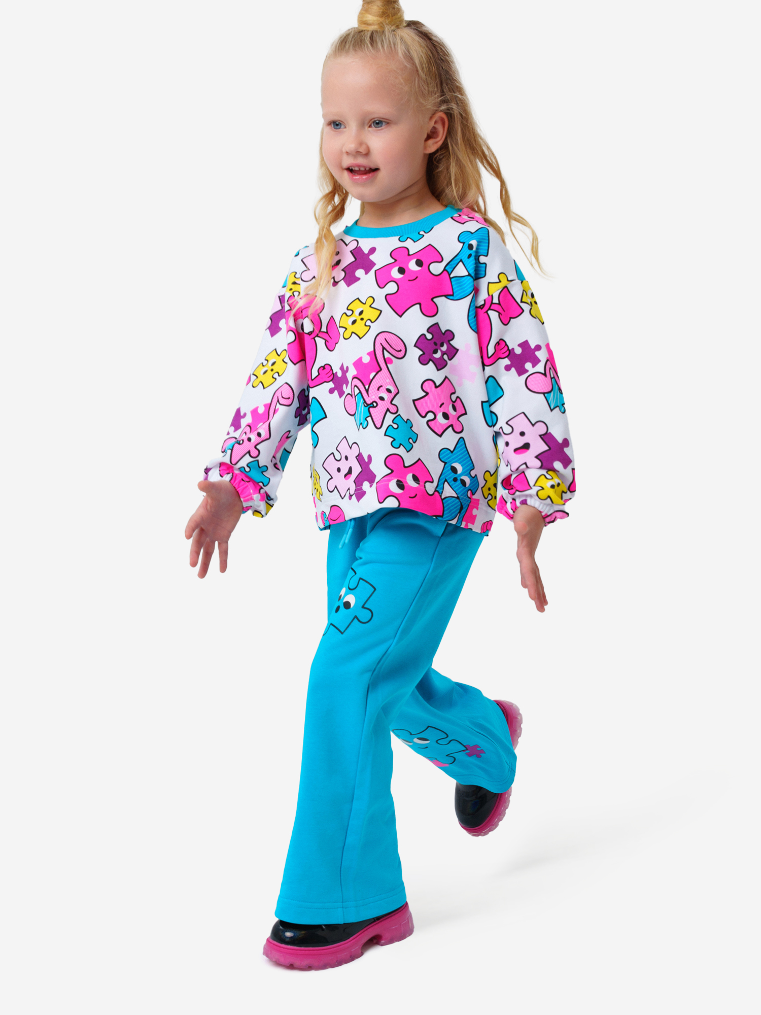 Изображение товара Комплект для девочки толстовка и брюки PlayToday зимний и межсезонный