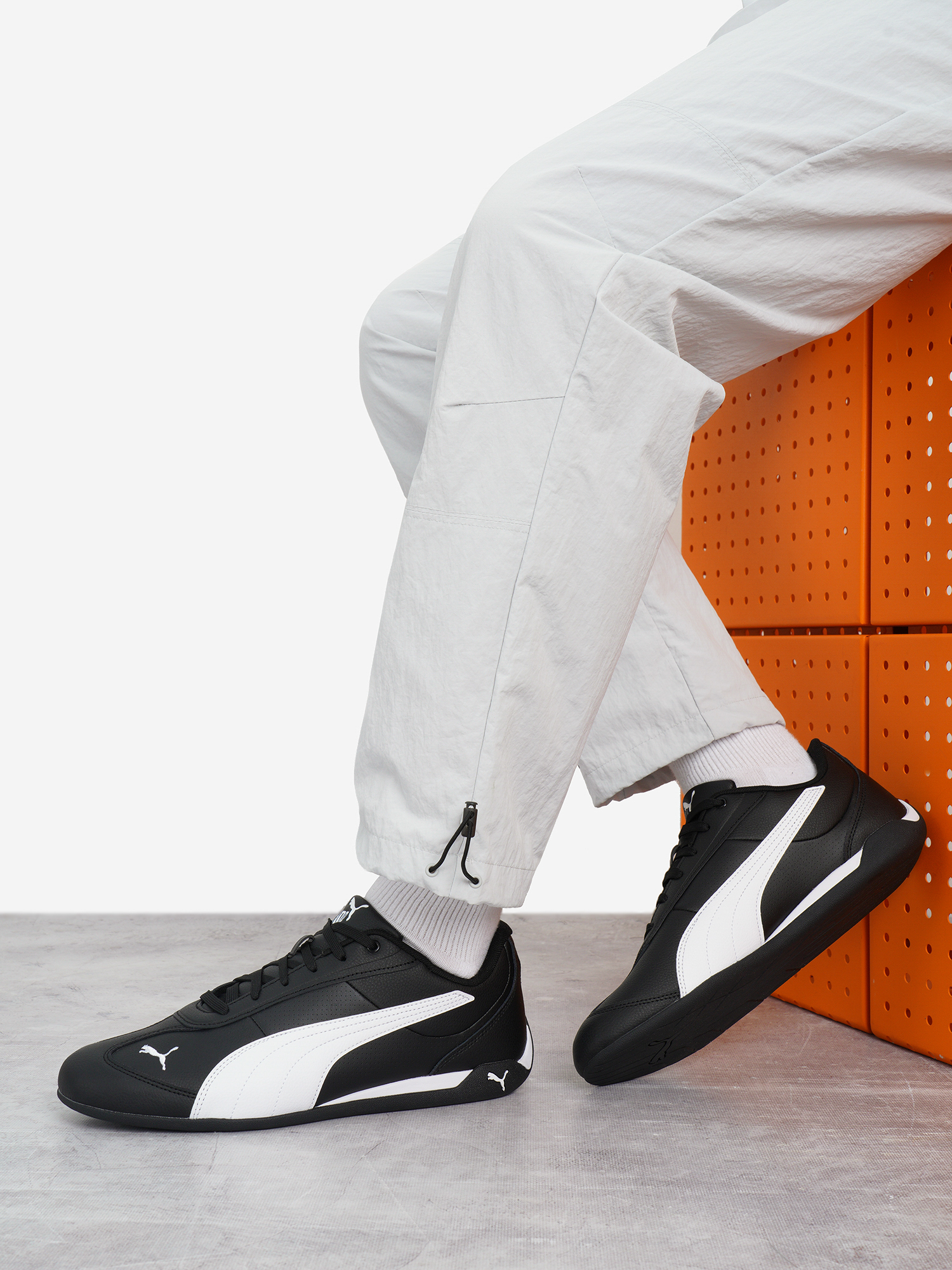 

Кроссовки мужские PUMA Replicatch, Черный