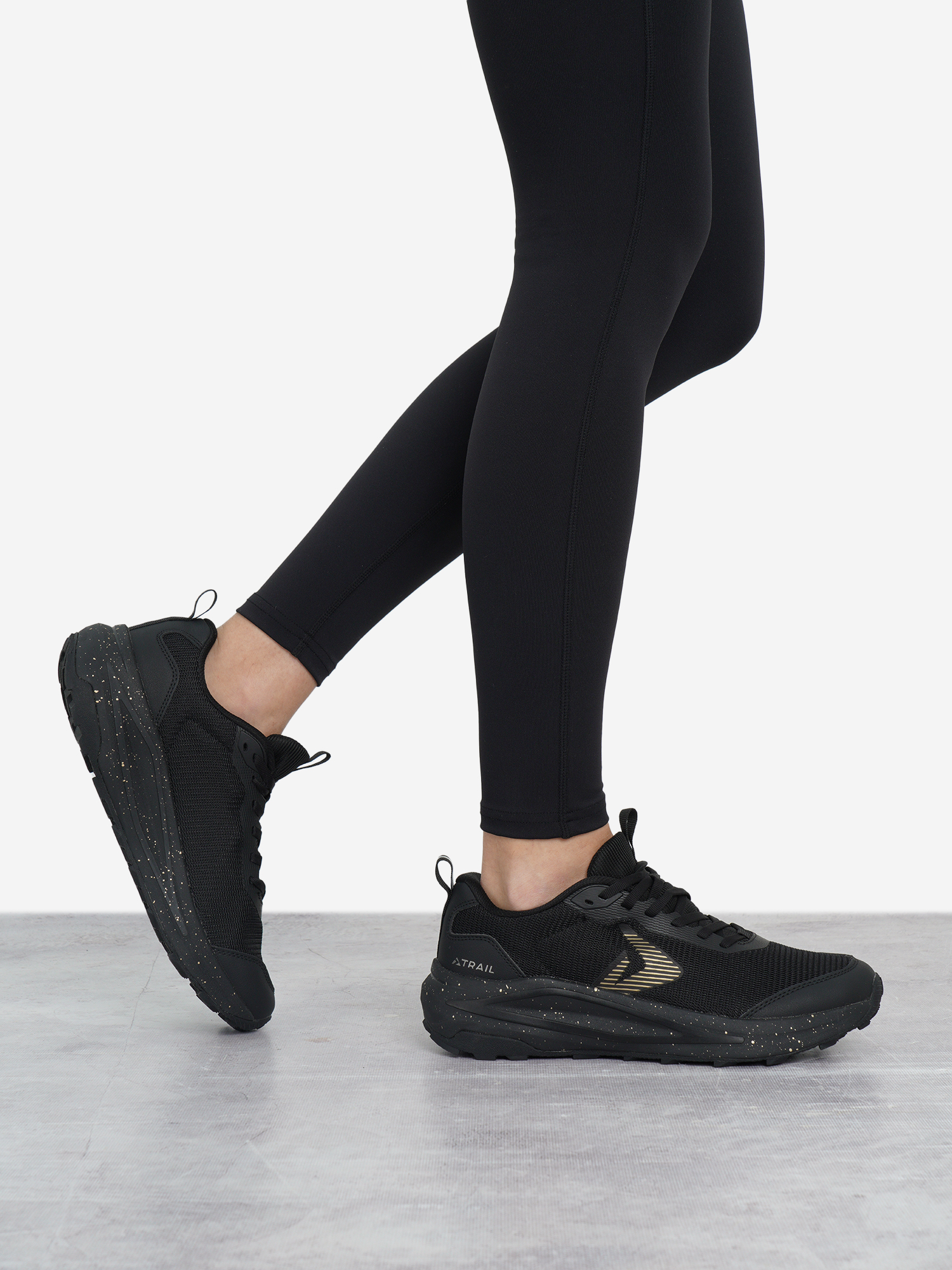 Кроссовки Demix Compact Trail 4, черный, арт. 142575