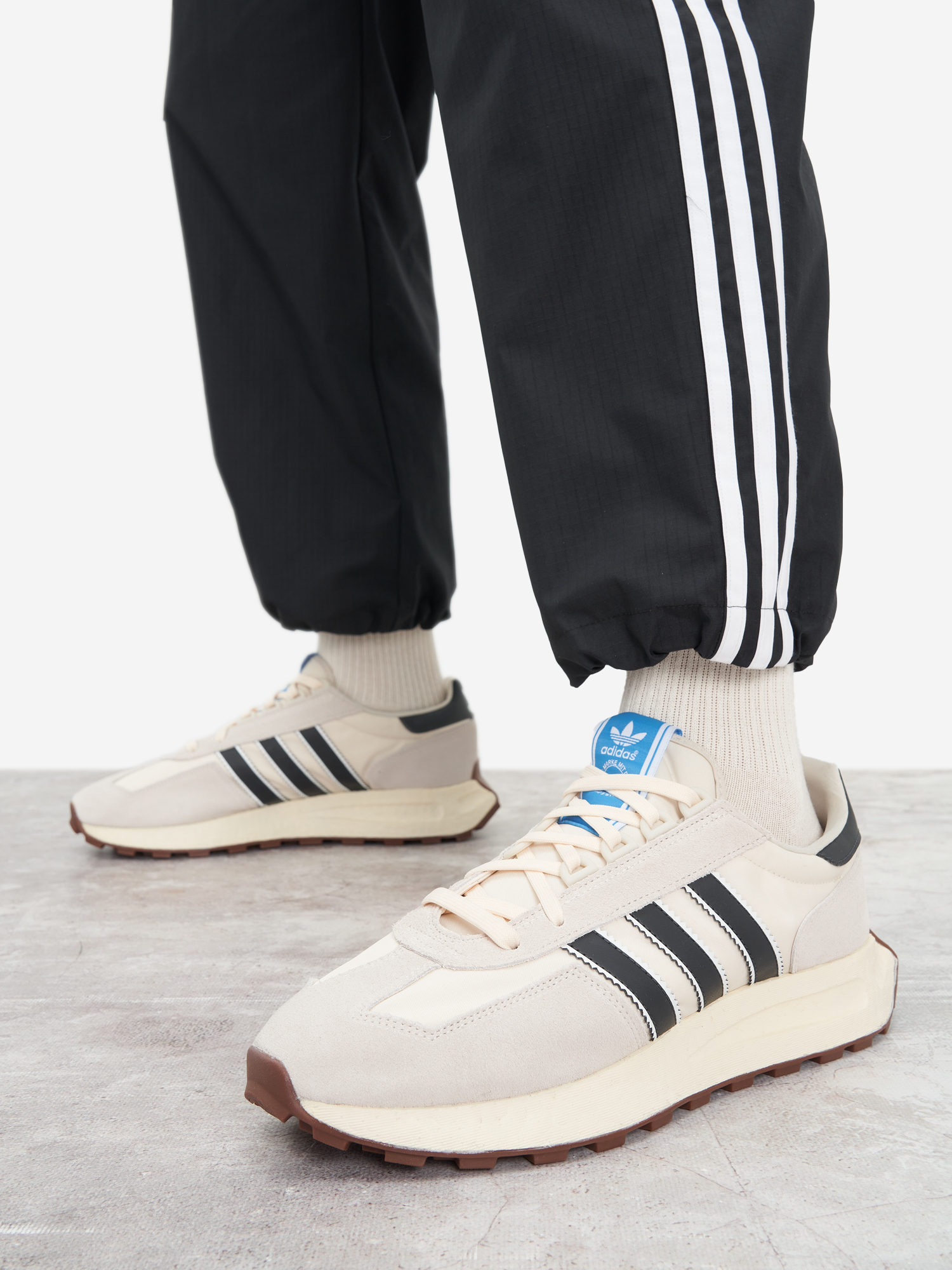 Кроссовки мужские adidas Retropy E5, Бежевый