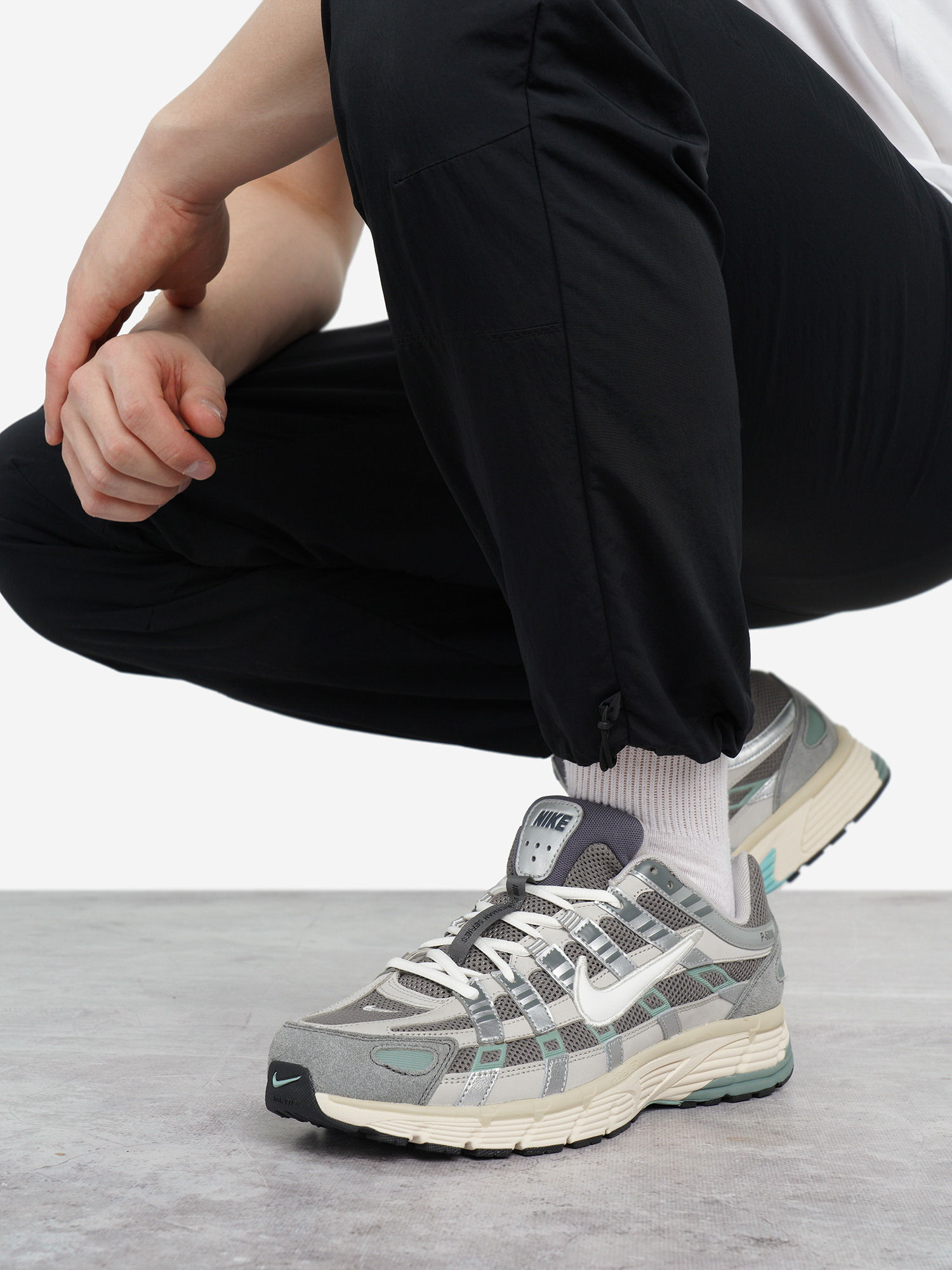 Кроссовки Nike P-6000, серый, арт. fn7509