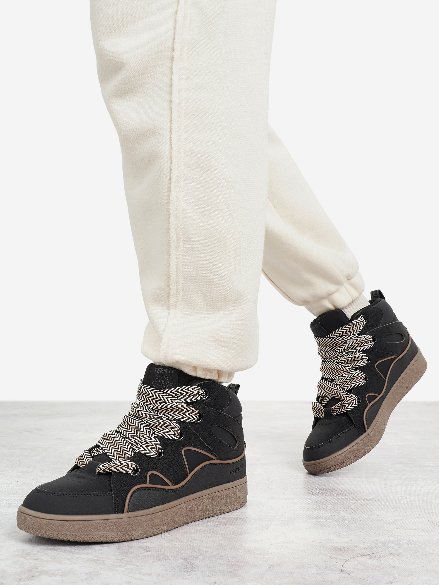 Изображение товара Женские зимние кеды Termit Ollie Mid Черный высокая фиксация стильная удобная обувь