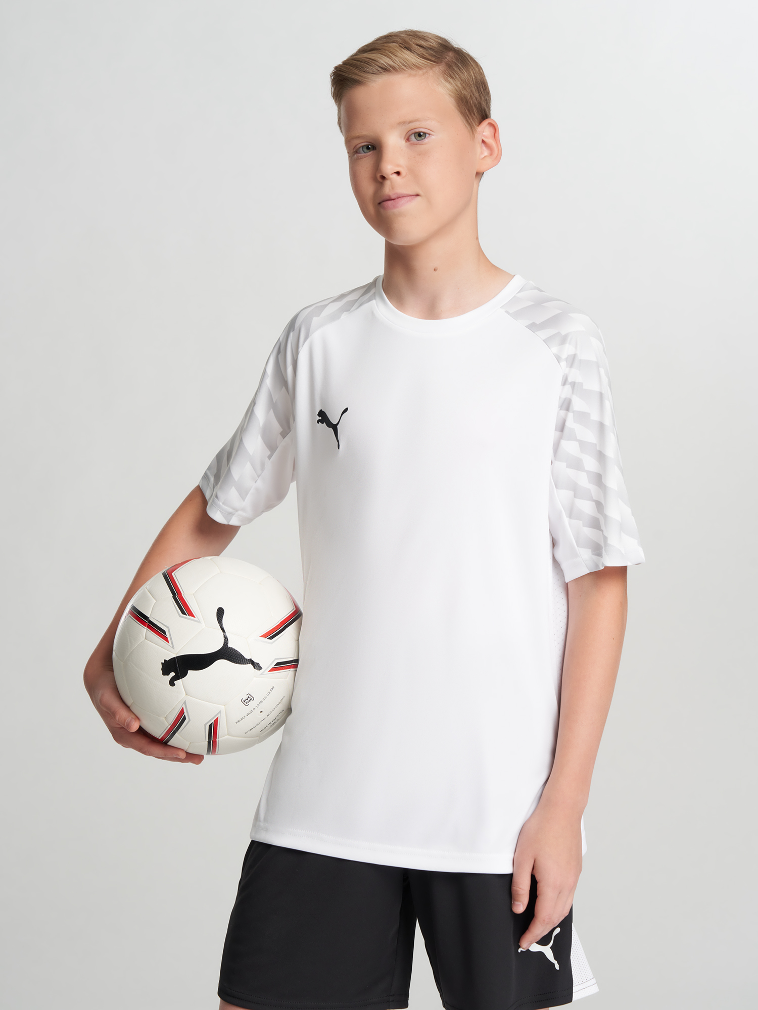 Изображение товара Футболка детская PUMA Teamliga26 с логотипом, синтетика, легкая, отводящая влагу