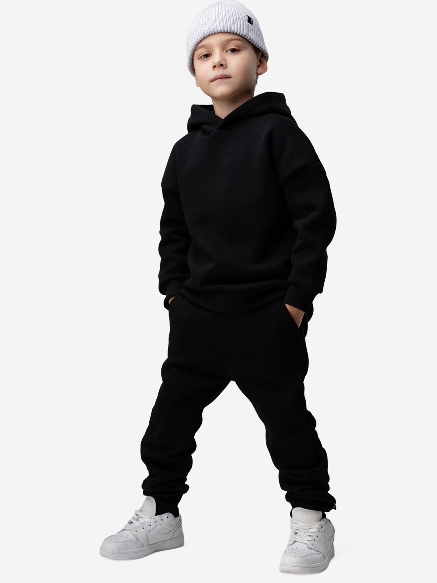 Изображение товара Костюм с начесом для мальчиков bodo, Черный