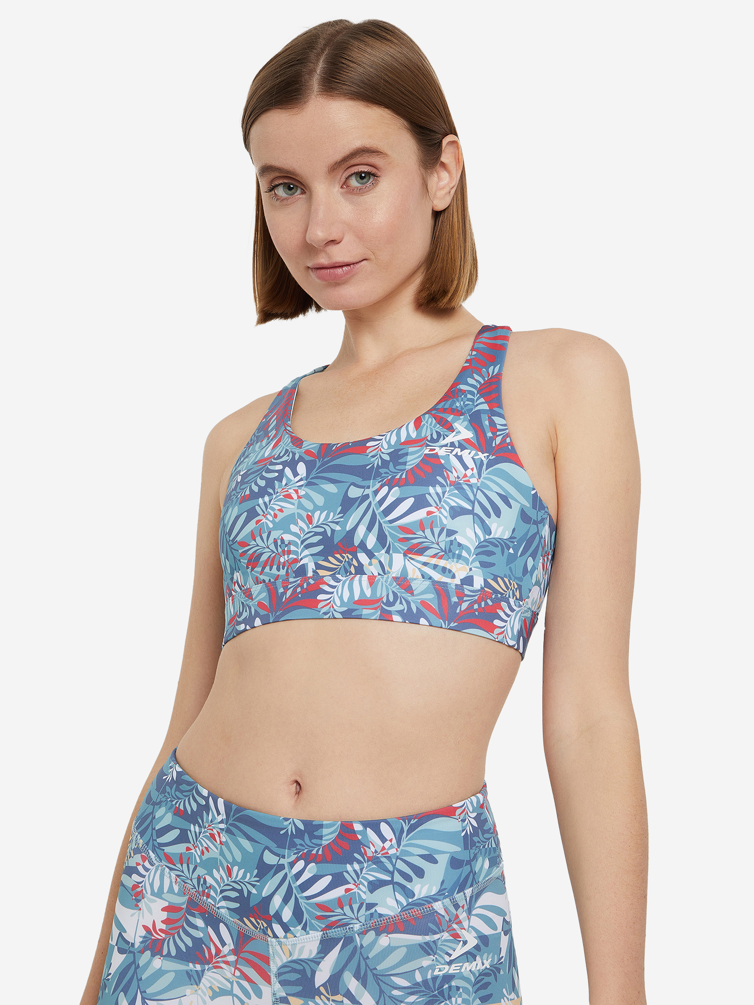 Изображение товара Спортивный топ-бра Demix ActiveMove Gfx женский, поддержка средняя, отвод влаги