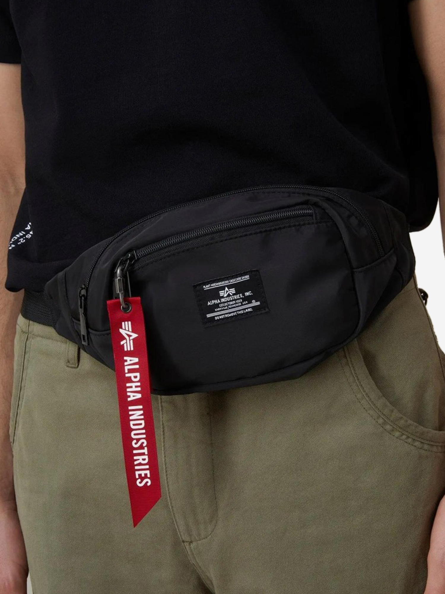 Изображение товара Поясная сумка Crew Waist Bag легкая и стильная для активного отдыха Изображение товара Поясная сумка Crew Waist Bag легкая и стильная для активного отдыха
