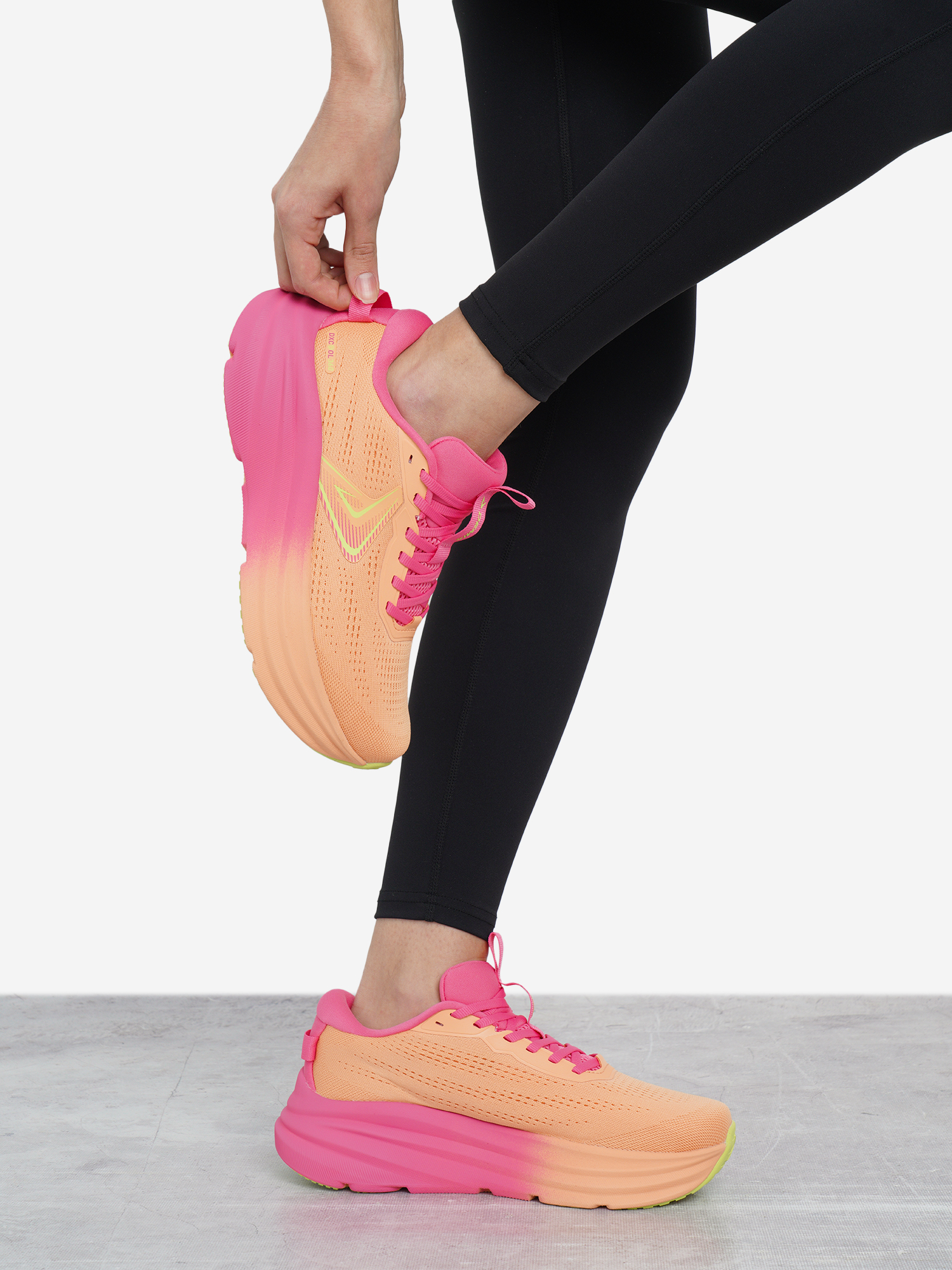 Изображение товара Женские кроссовки Demix Space для бега, лето, световозвращающие детали