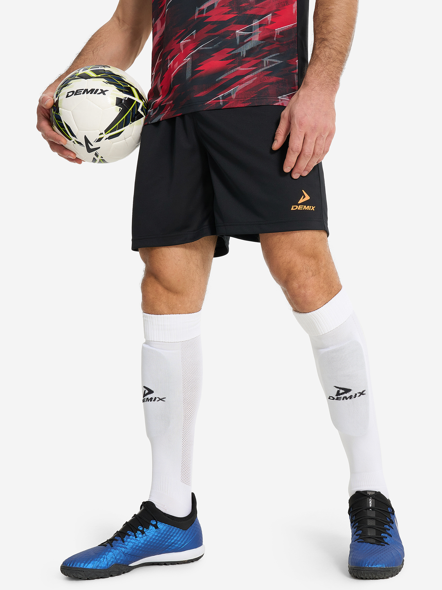 Изображение товара Мужские шорты Demix для футбола, влаговпитывающая ткань, регулируемый пояс Изображение товара Мужские шорты Demix для футбола, влаговпитывающая ткань, регулируемый пояс