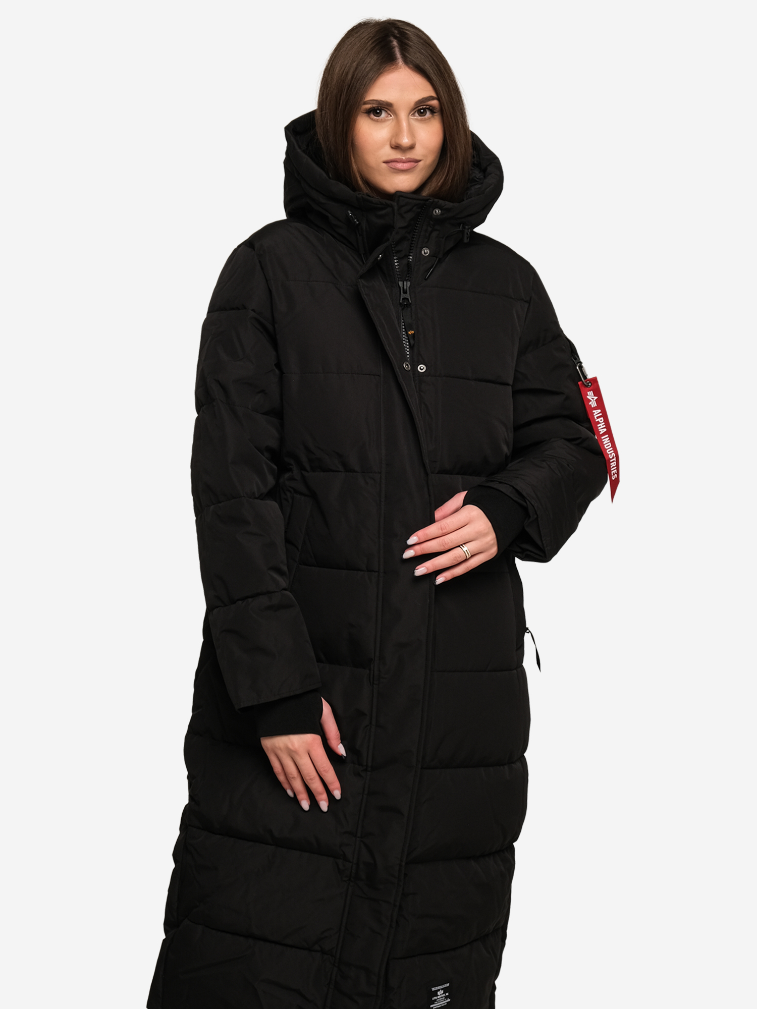 Изображение товара Длинная зимняя женская парка Sierra Gen II Alpha Industries черная