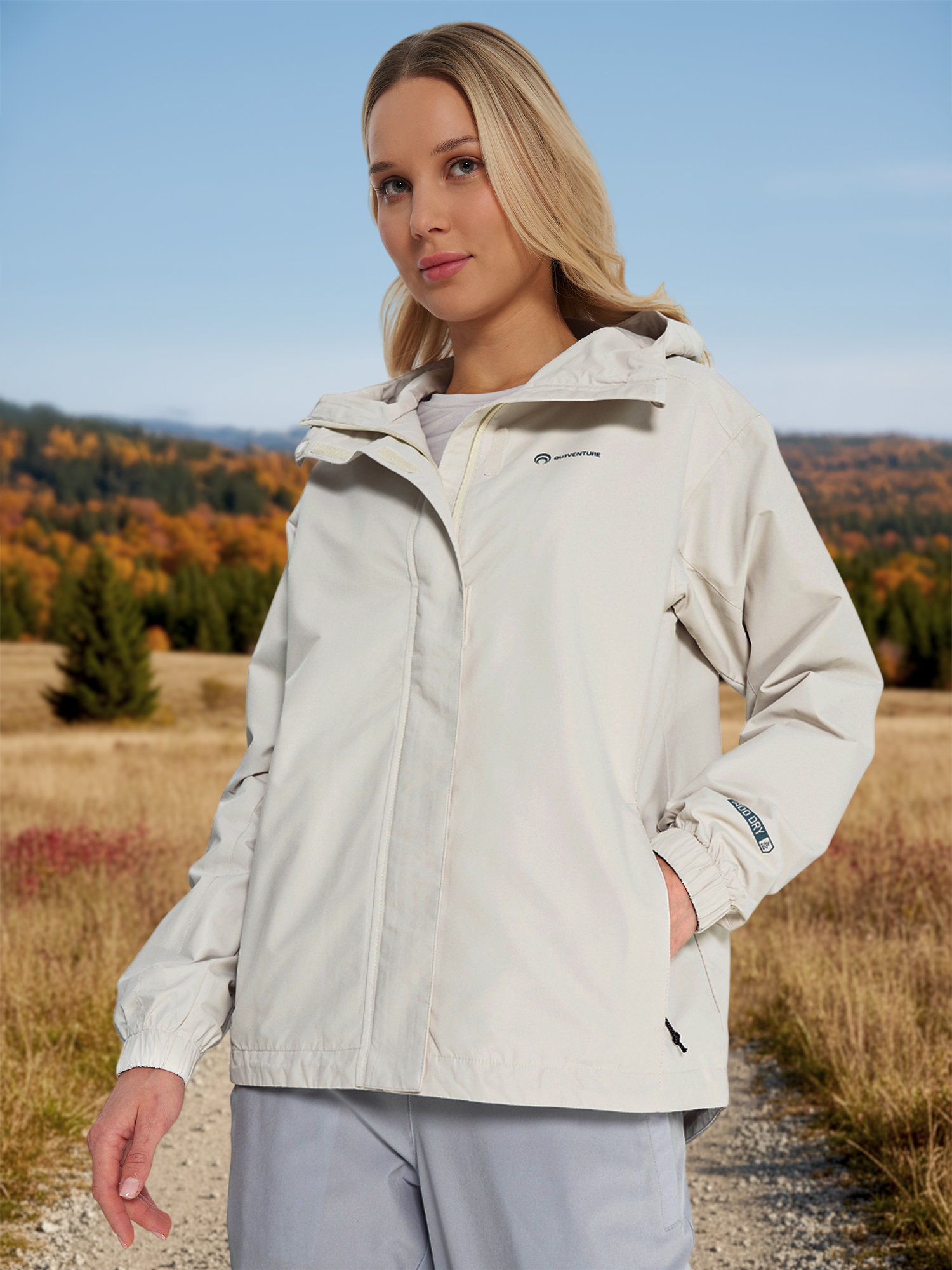 Изображение товара Женская мембранная куртка Outventure Cheget для походов и активного отдыха