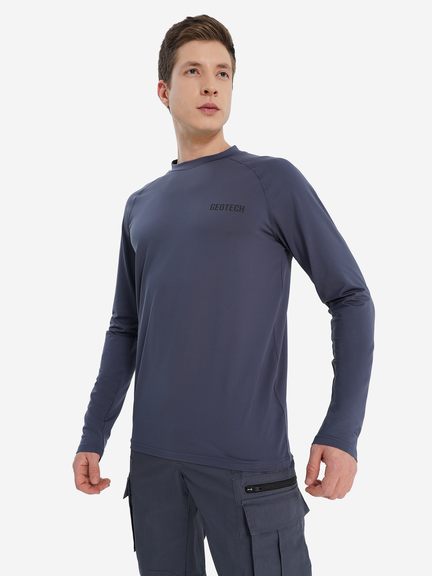 Изображение товара Мужской лонгслив Geotech с логотипом для рыбалки и охоты, средняя длина