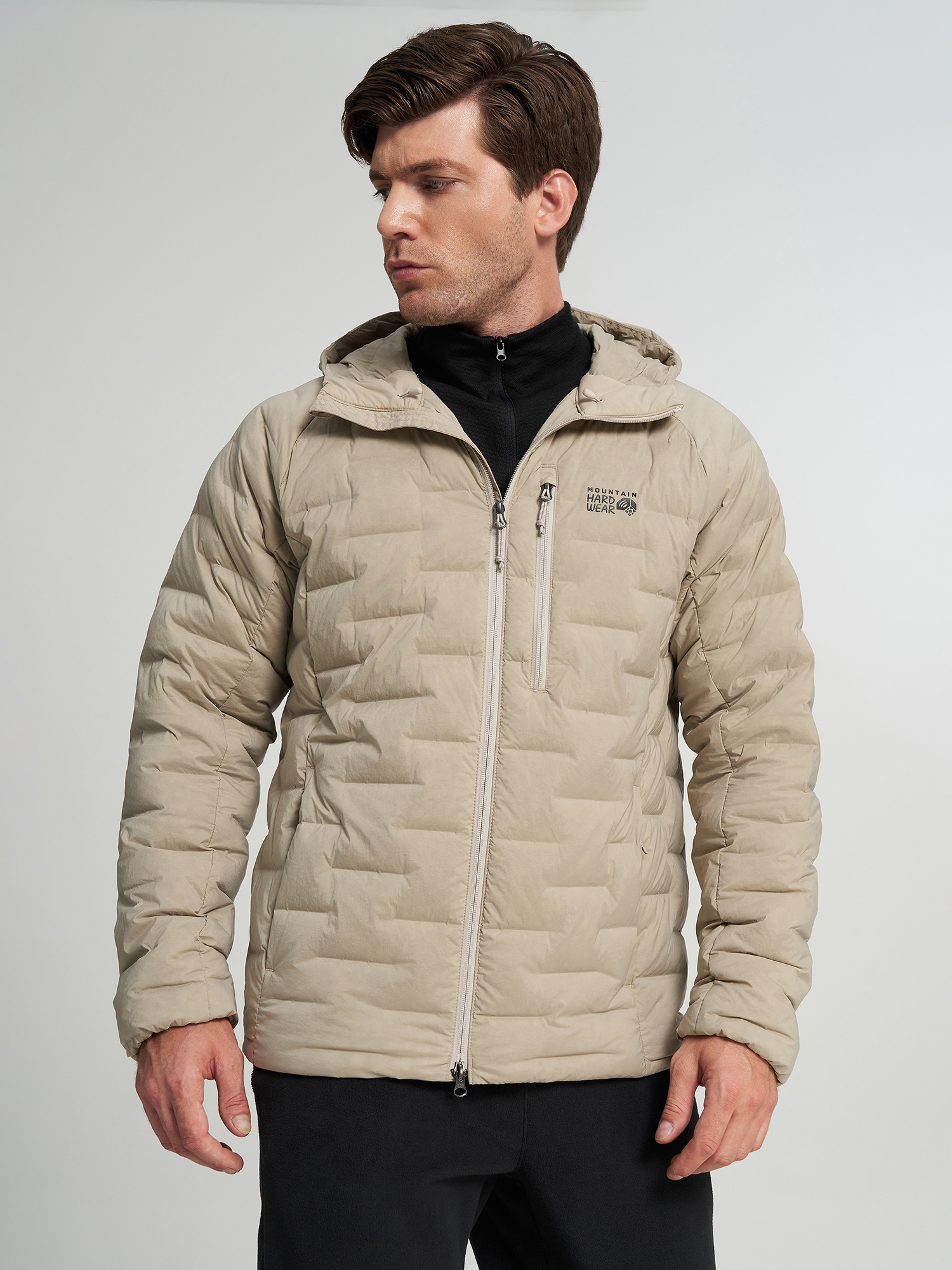 Изображение товара Ультралегкий пуховик мужской Mountain Hardwear Stretchdown Hooded Jacket, Бежевый Изображение товара Ультралегкий пуховик мужской Mountain Hardwear Stretchdown Hooded Jacket, Бежевый